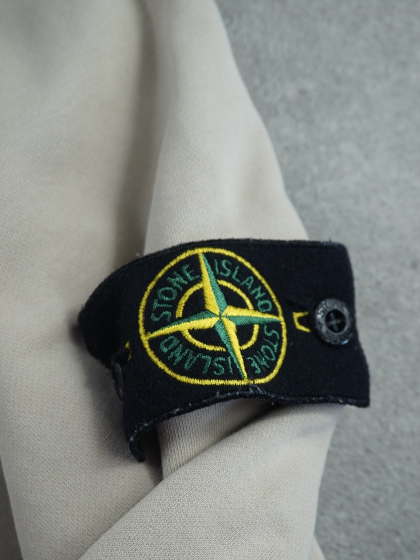 Sweat à capuche Stone Island (XL)