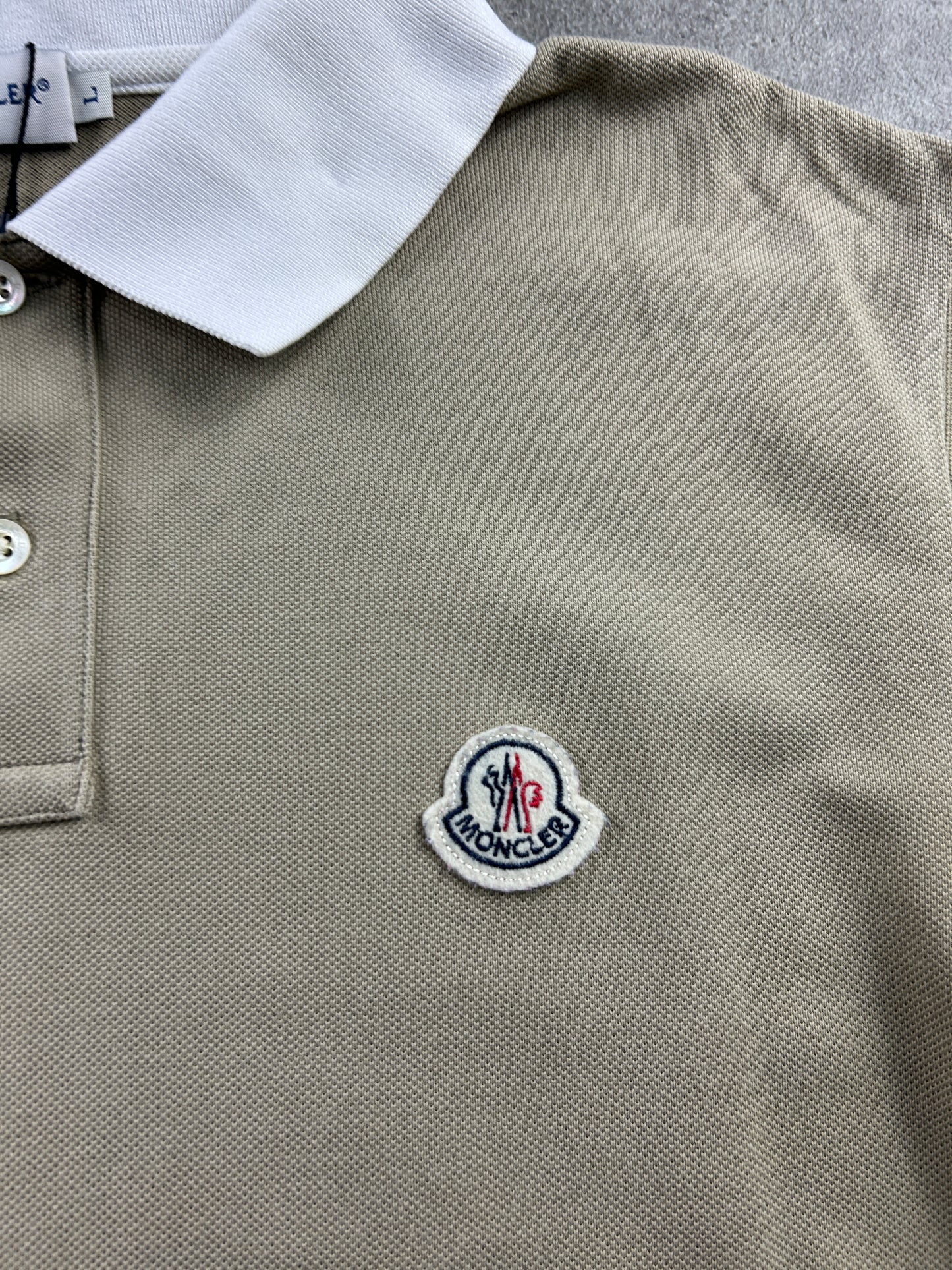Polo Moncler (L)