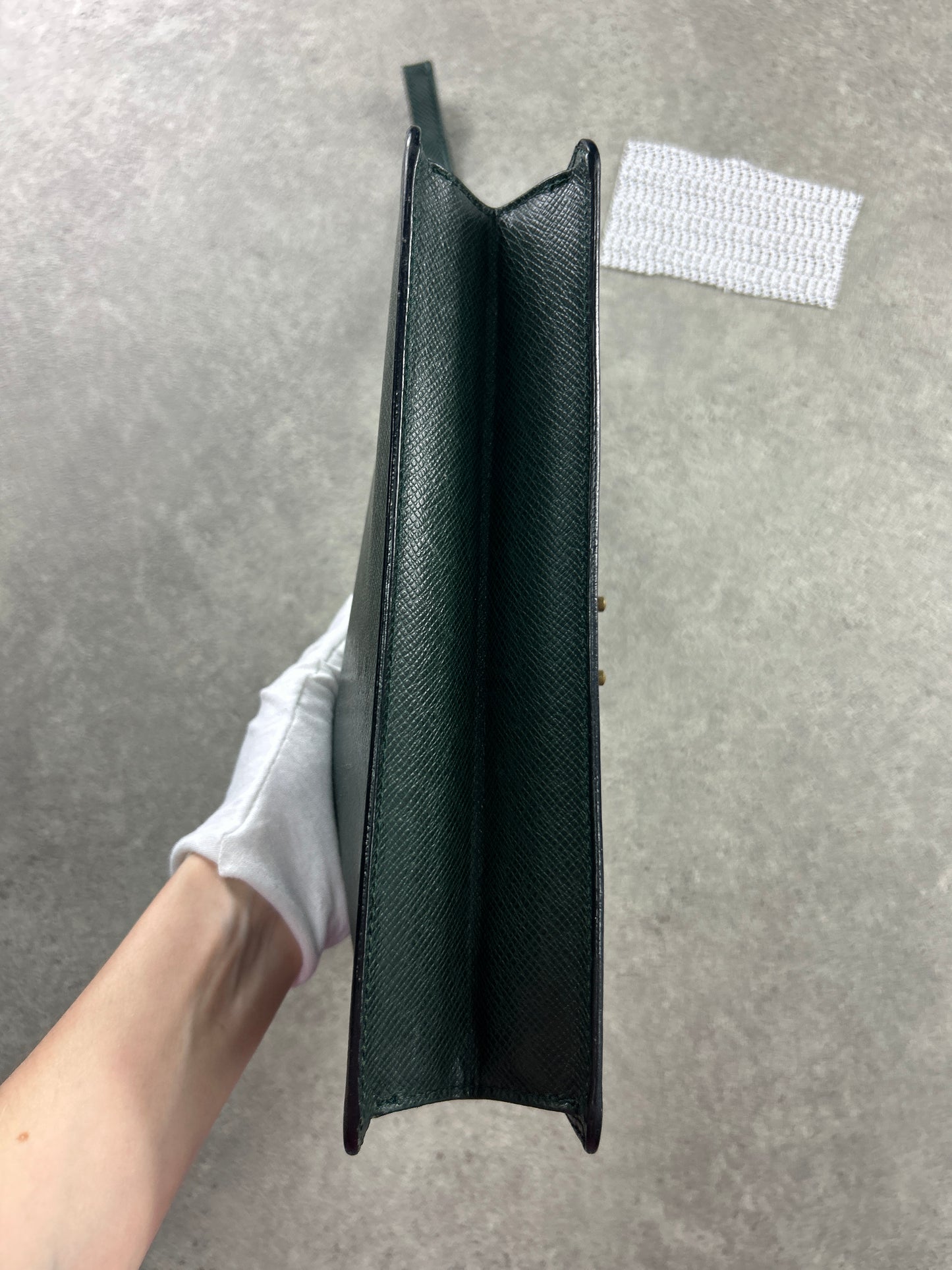 Pochette Louis Vuitton Taiga