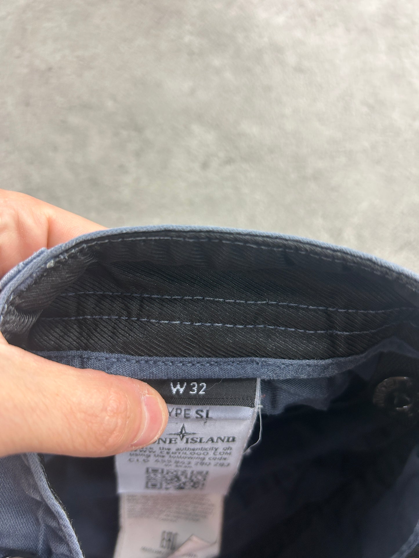Short Stone Island (FR 42)