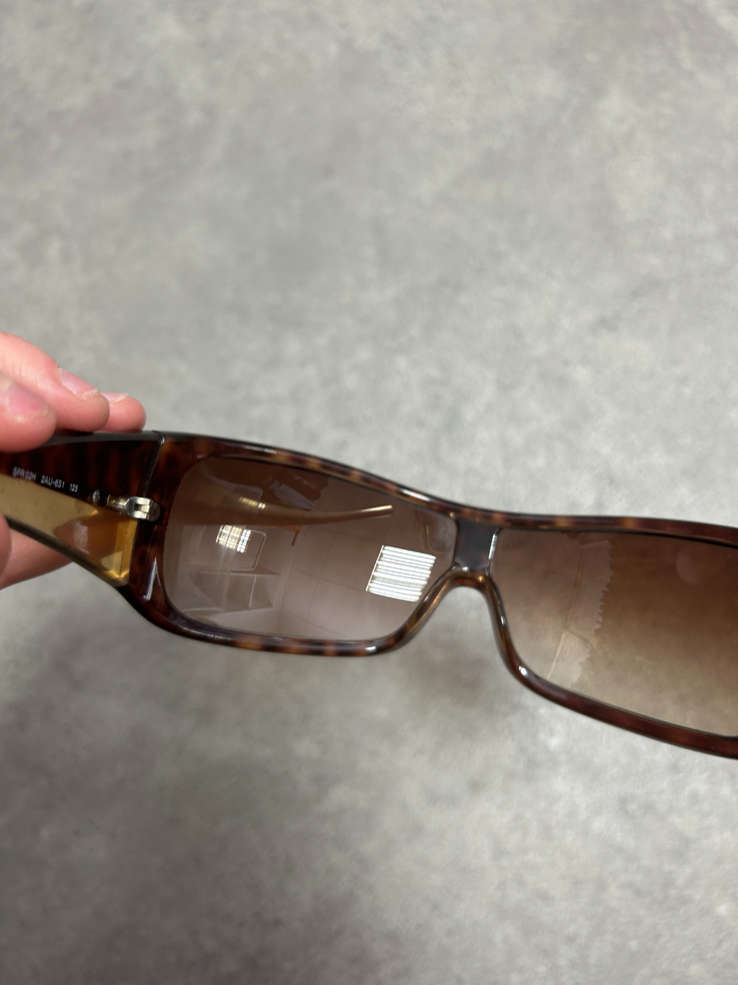 Lunettes de soleil Prada