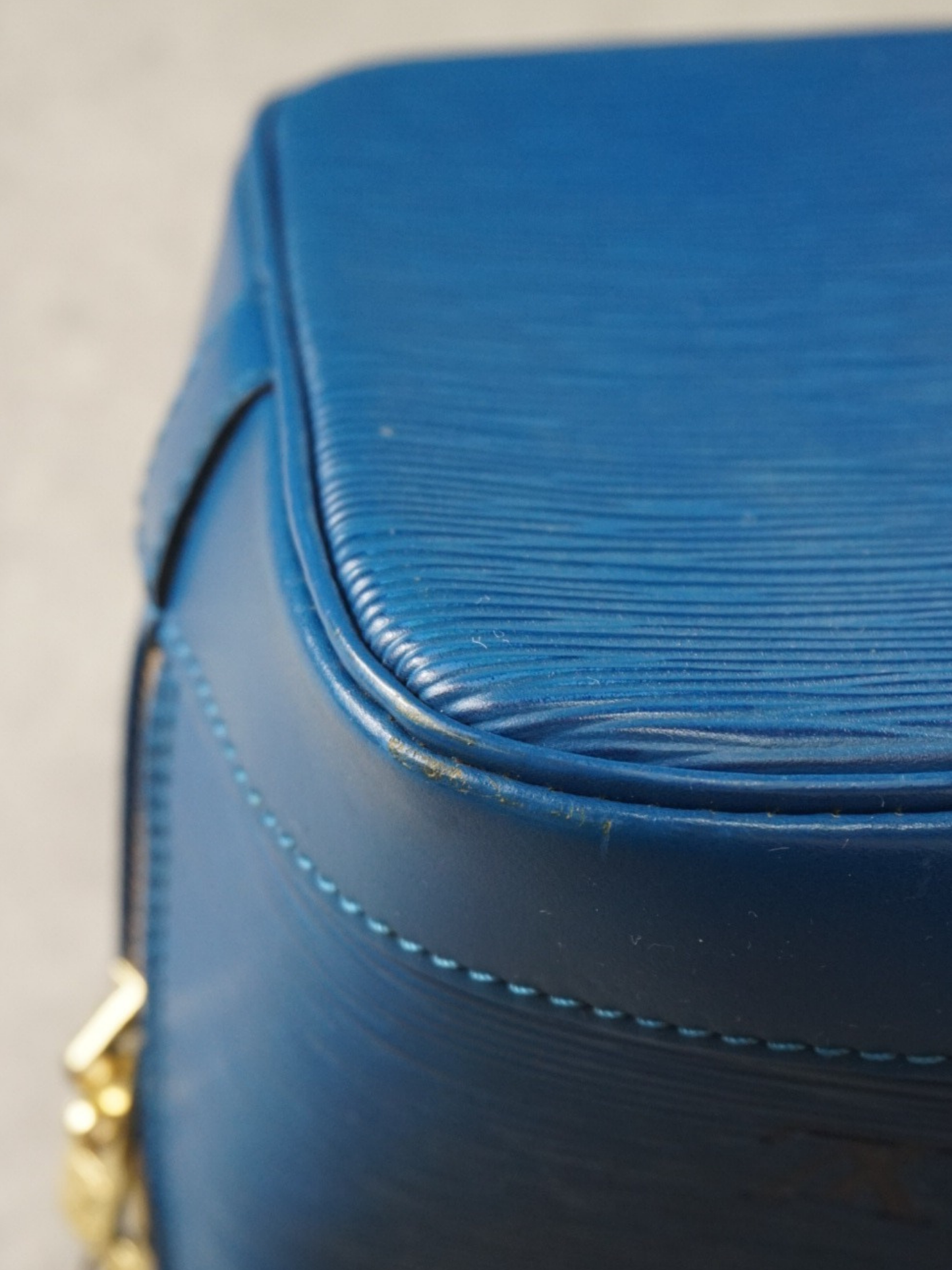 Louis Vuitton Alma PM