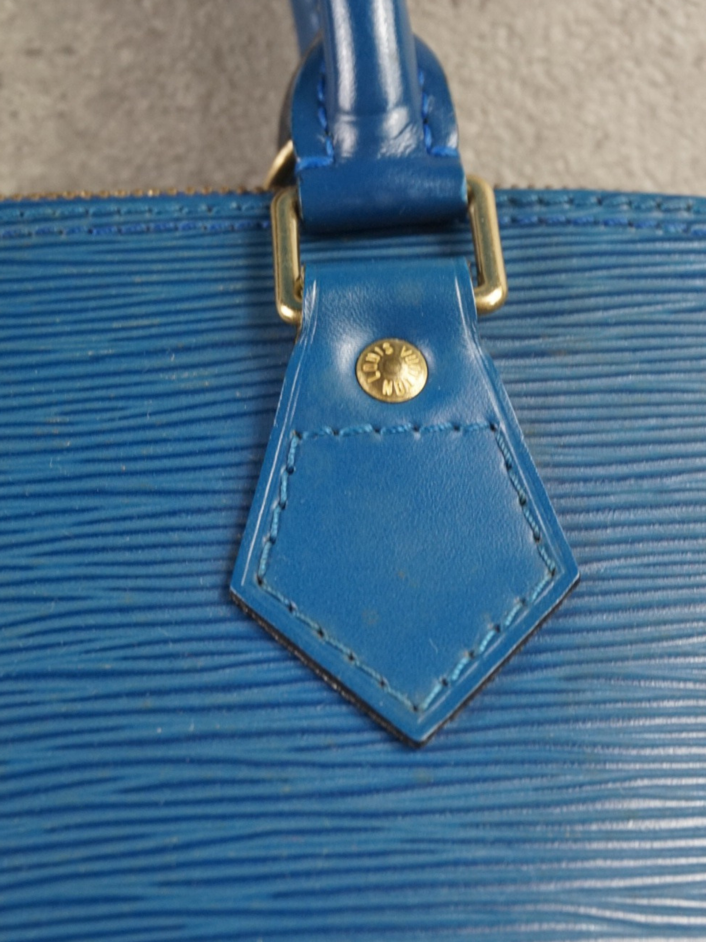 Louis Vuitton Alma PM