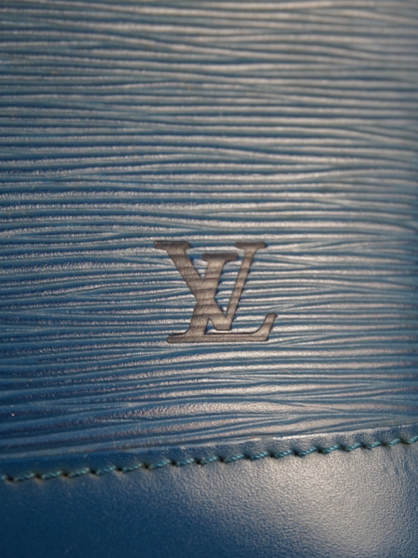 Louis Vuitton Alma PM