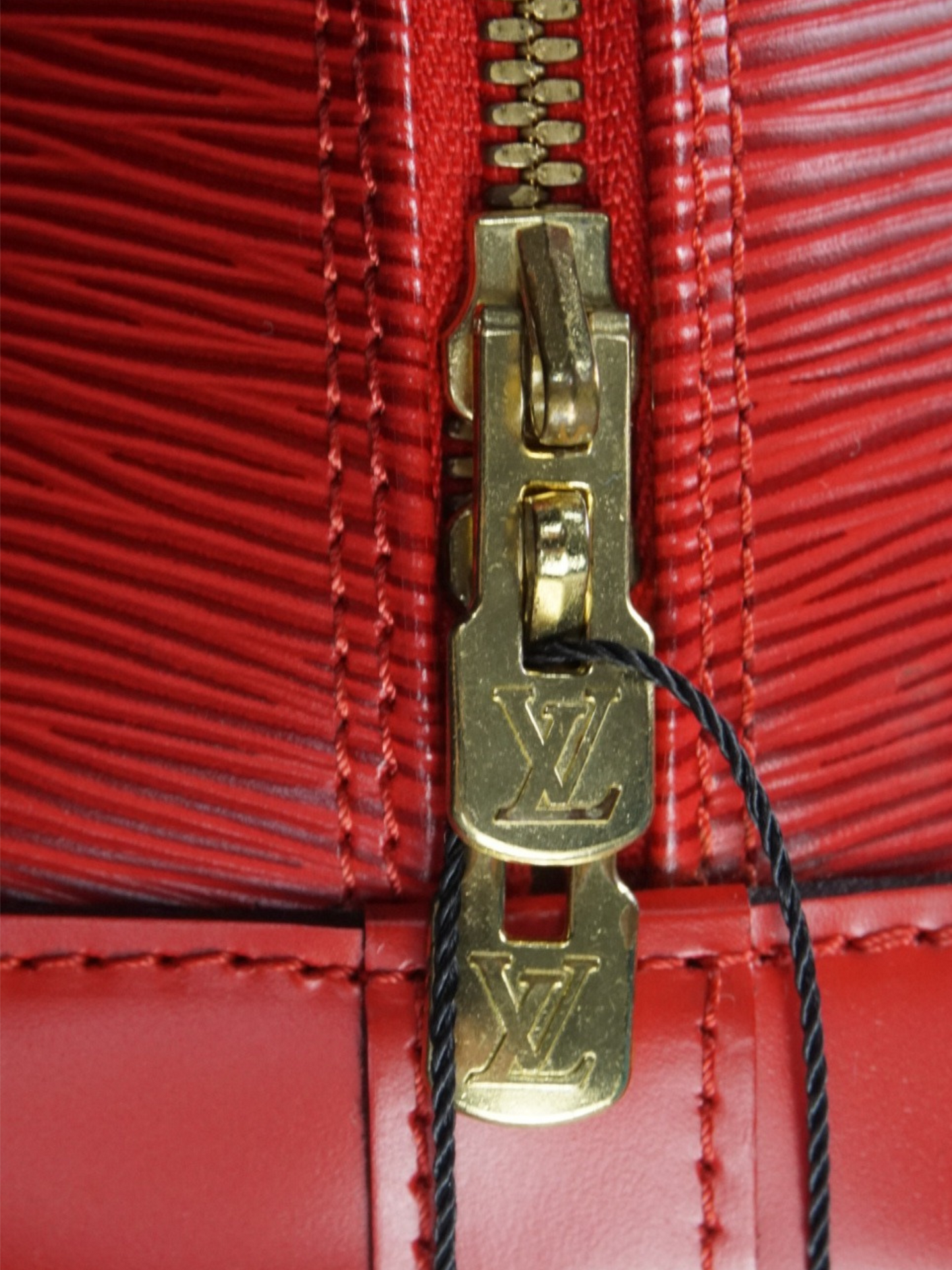 Louis Vuitton Alma PM