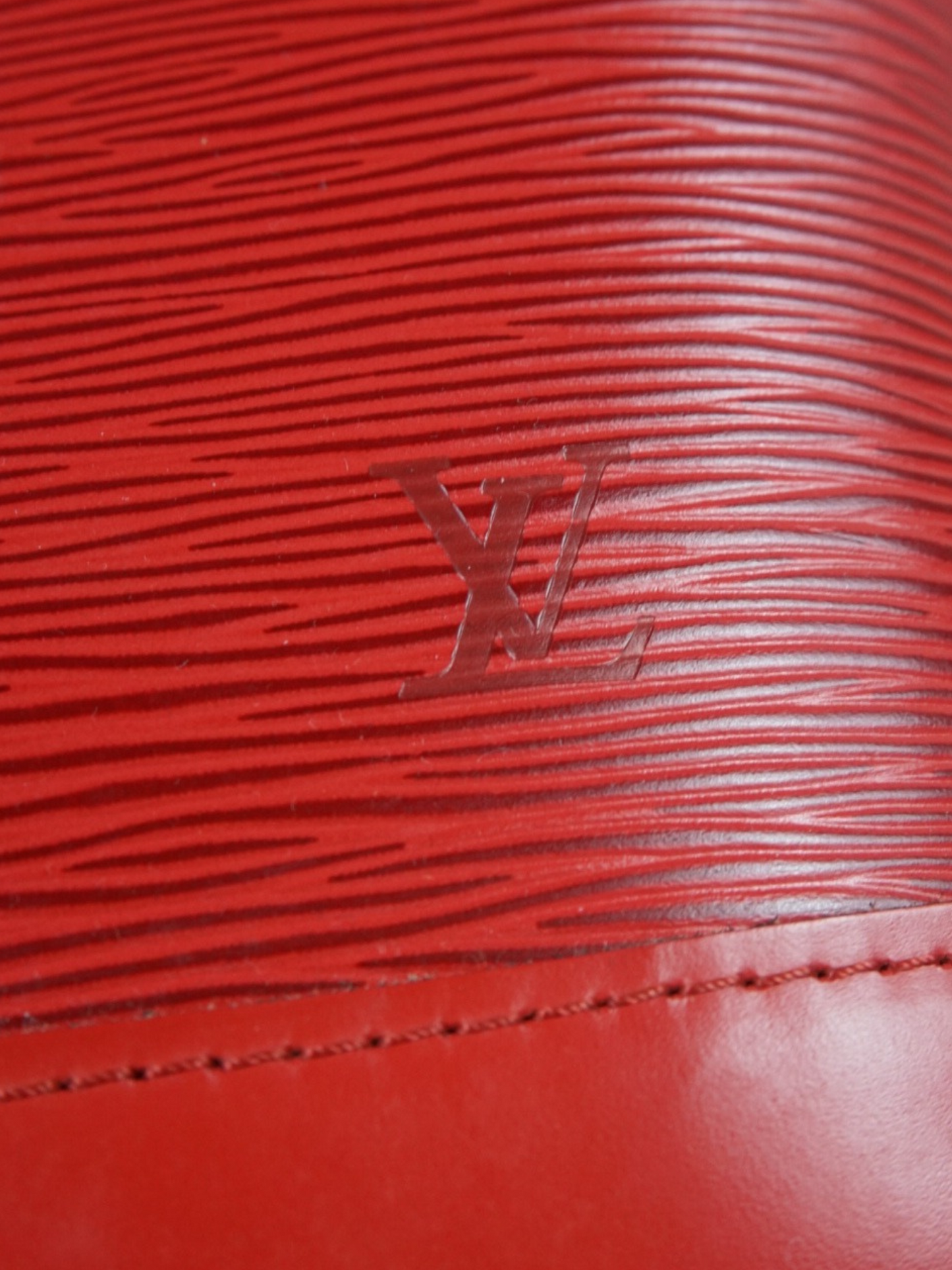 Louis Vuitton Alma PM