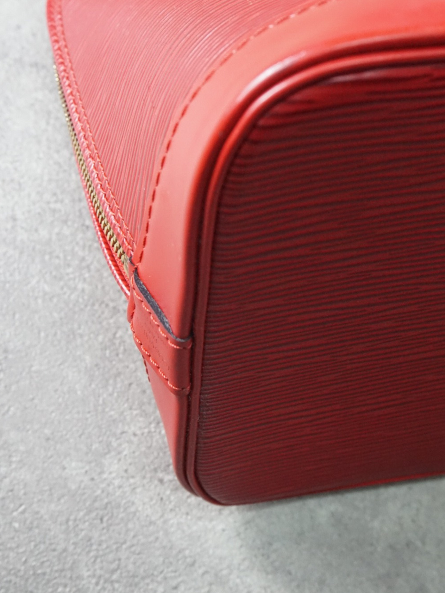 Louis Vuitton Alma PM