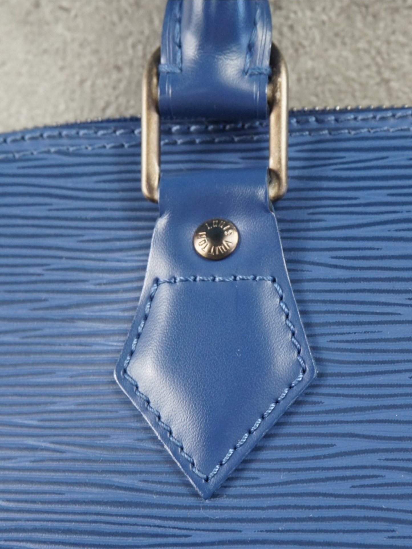 Louis Vuitton Alma PM