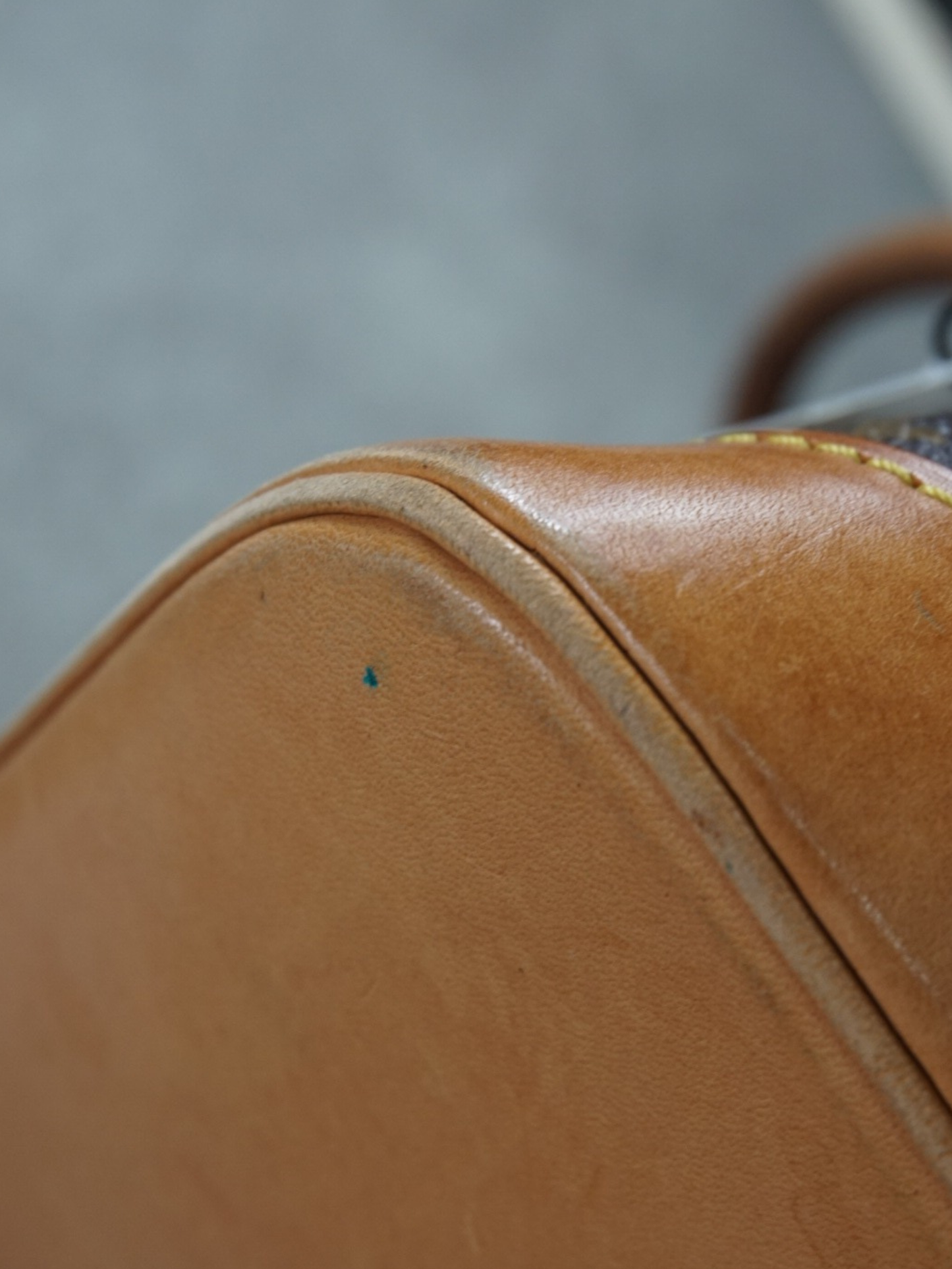 Louis Vuitton Alma PM