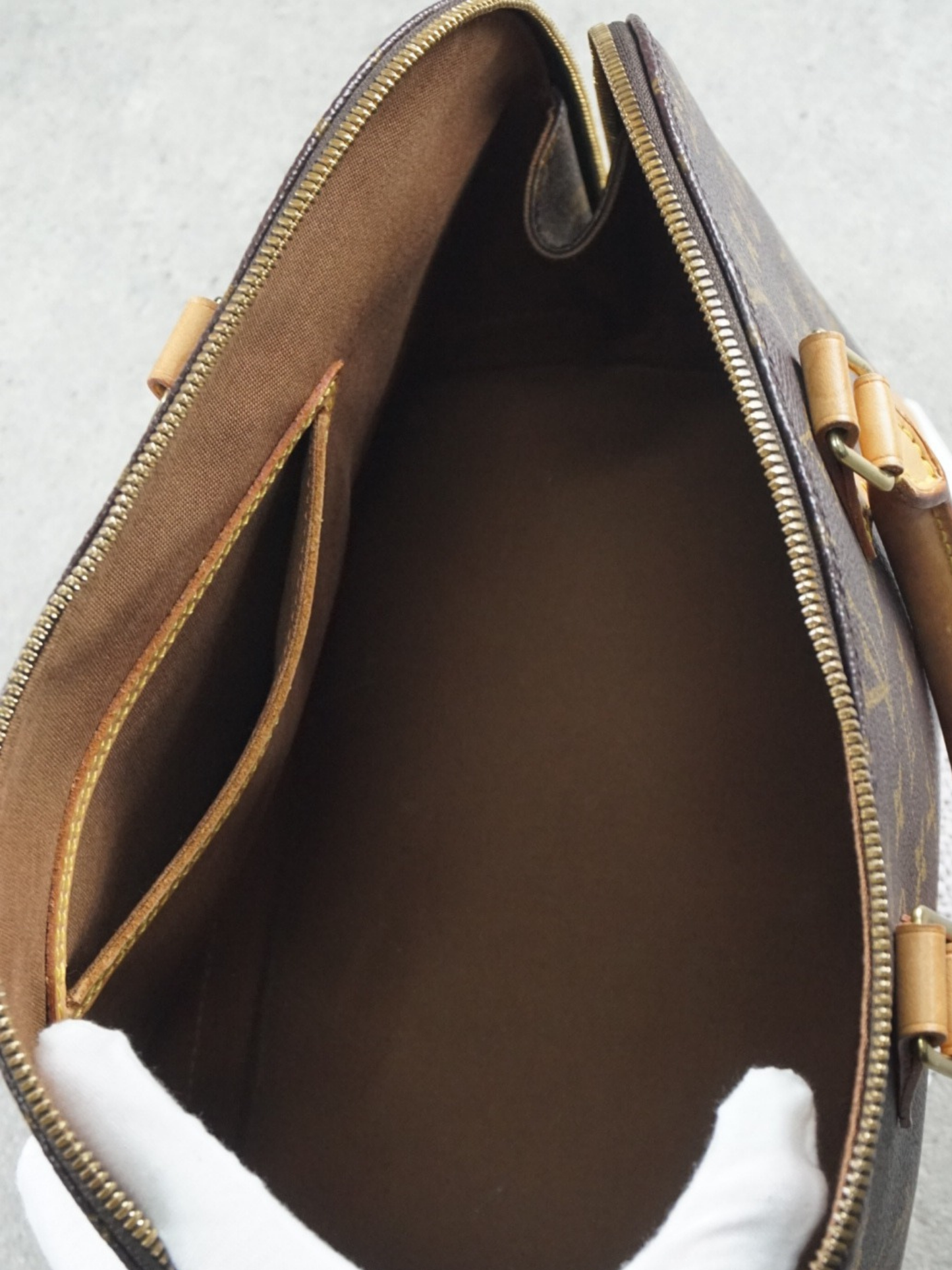 Louis Vuitton Alma PM