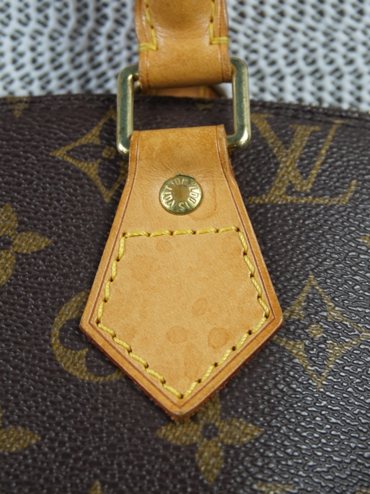 Louis Vuitton Alma PM
