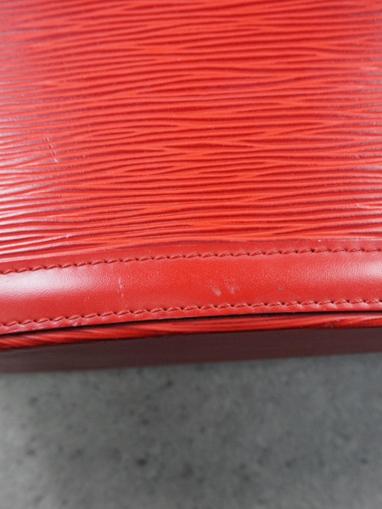 Louis Vuitton Saint Jacques