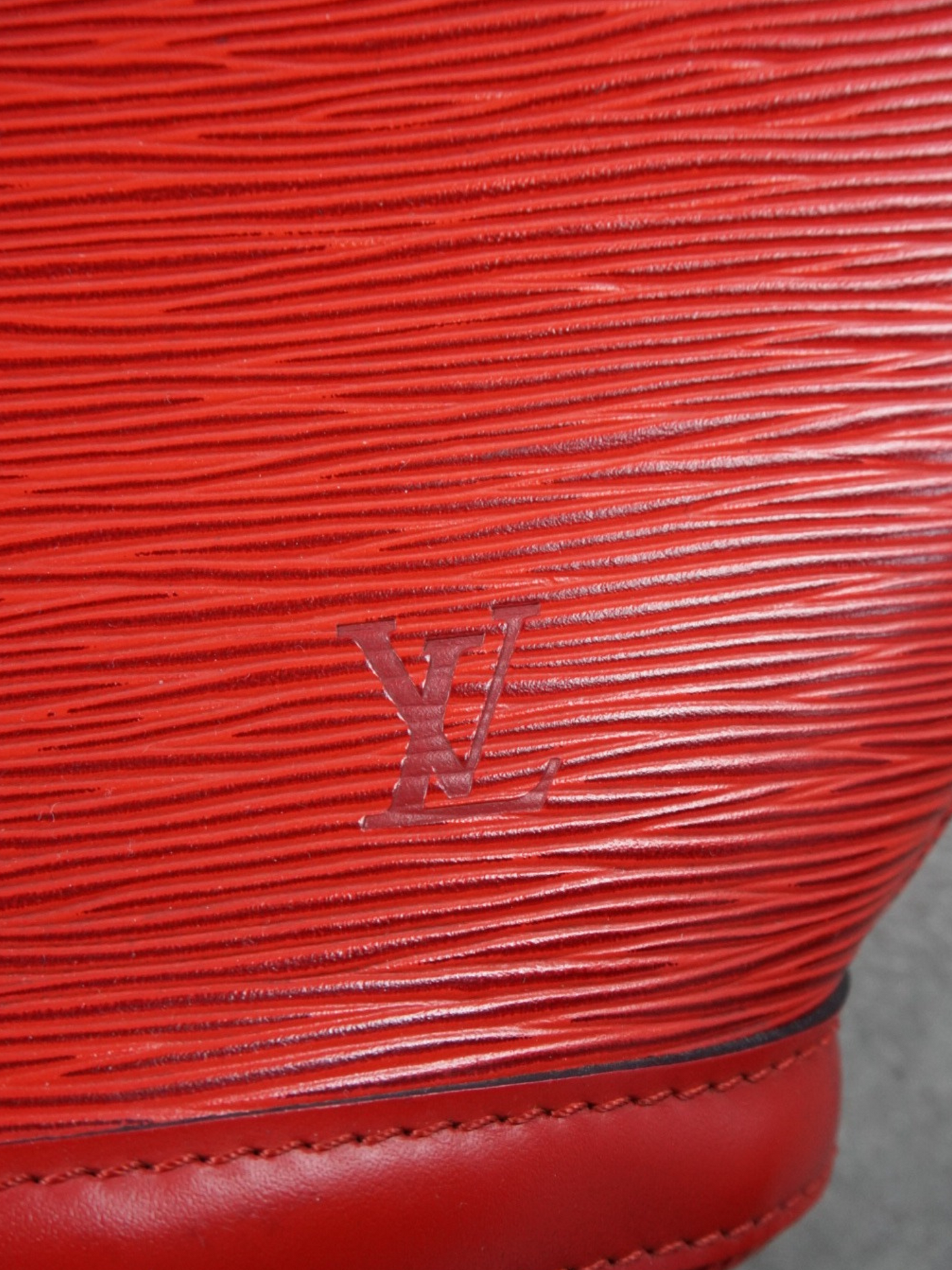 Louis Vuitton Saint Jacques