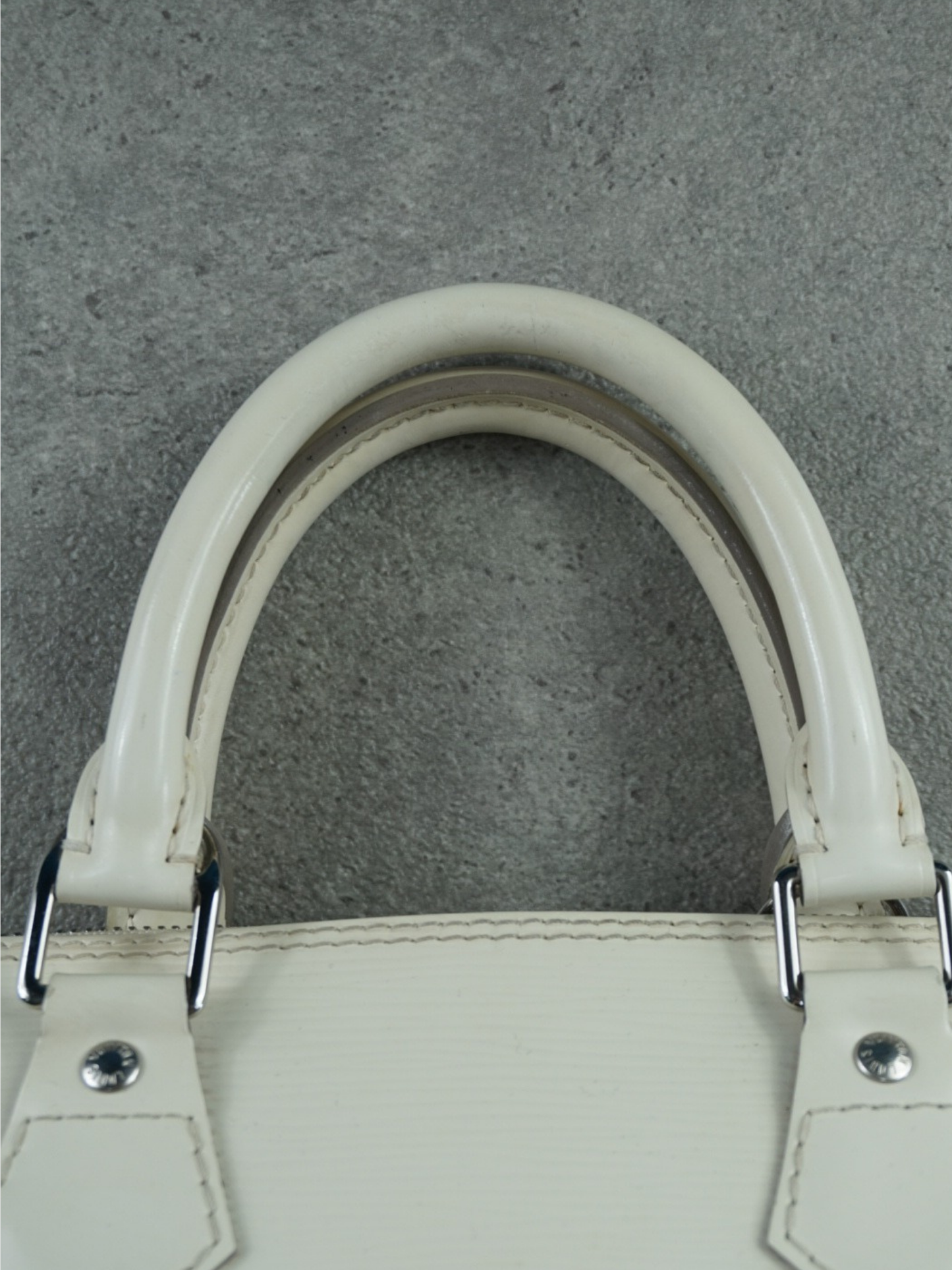Louis Vuitton Alma PM