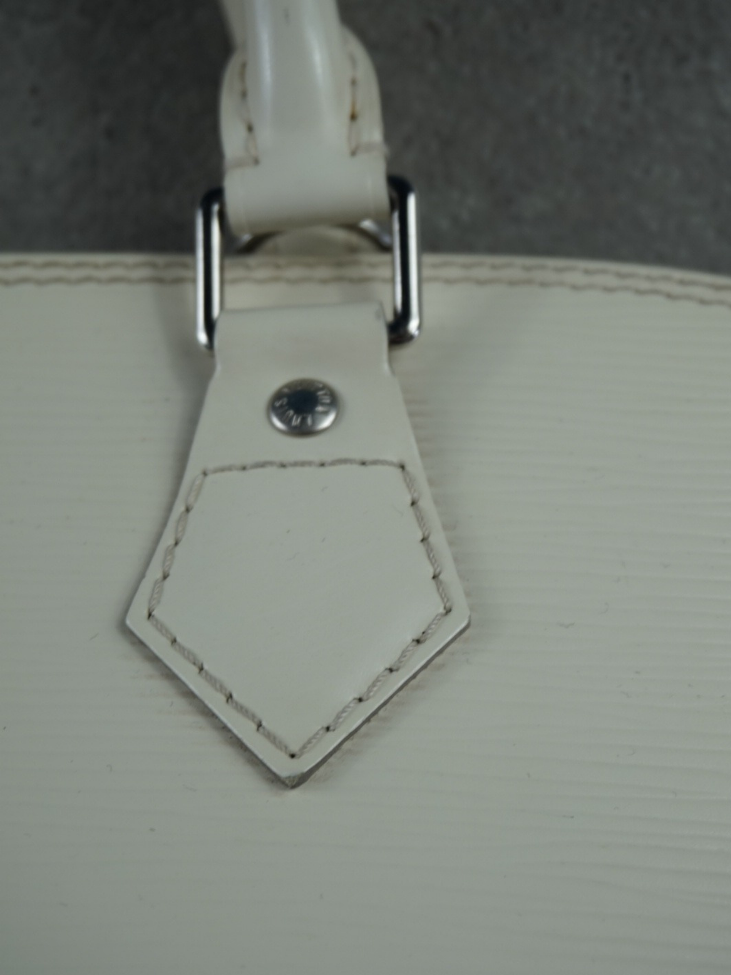 Louis Vuitton Alma PM