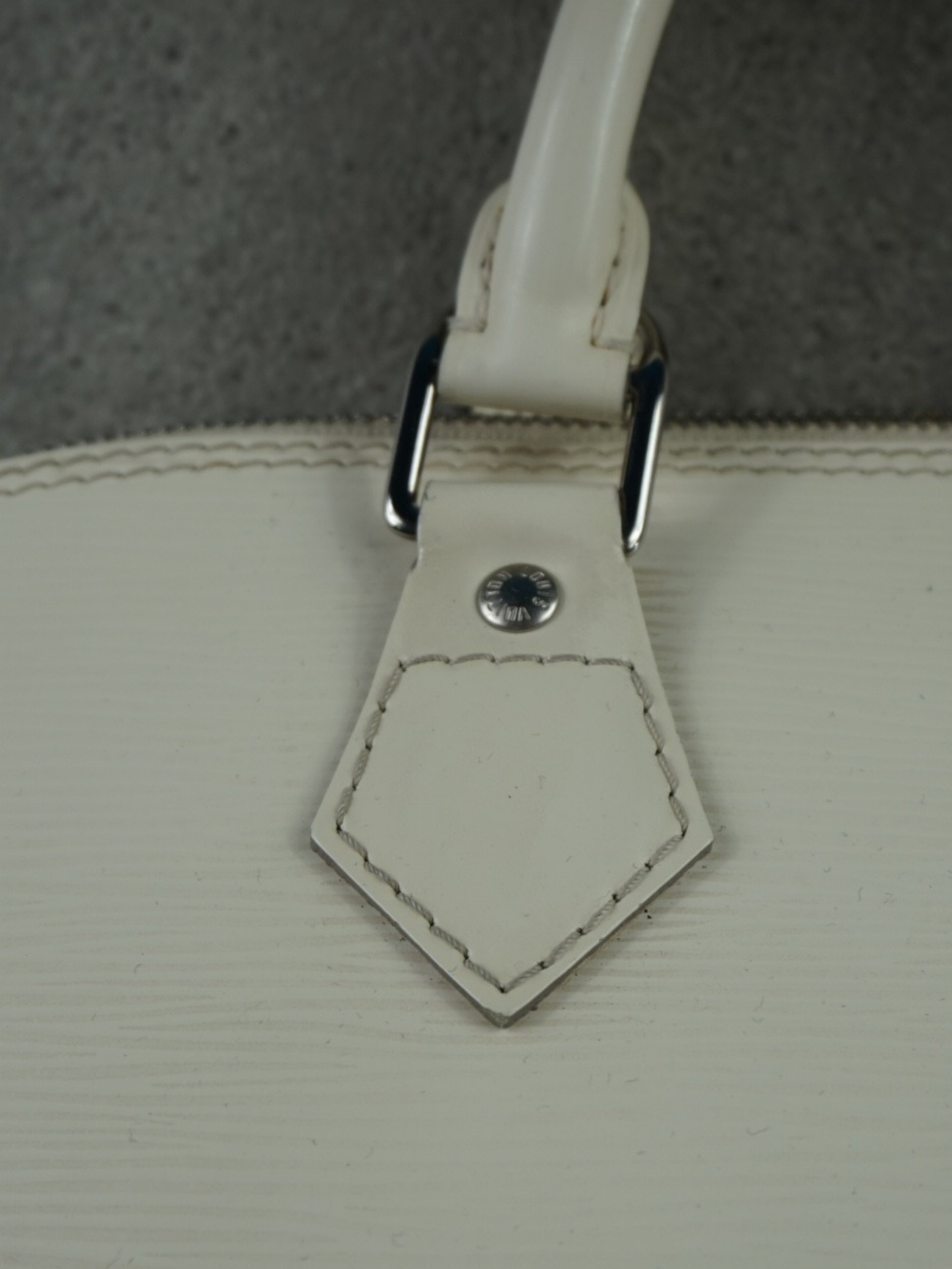 Louis Vuitton Alma PM