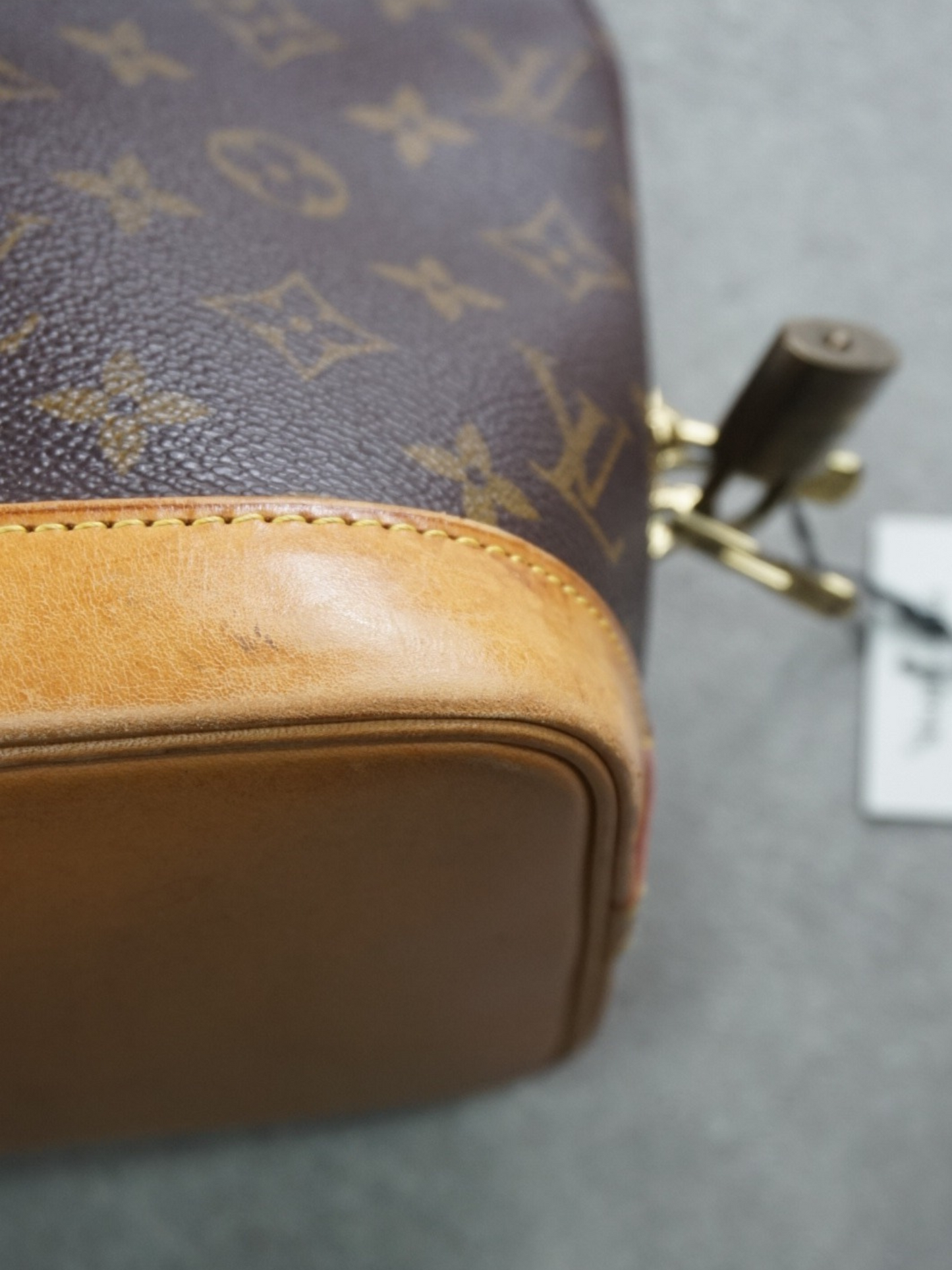 Louis Vuitton Alma PM