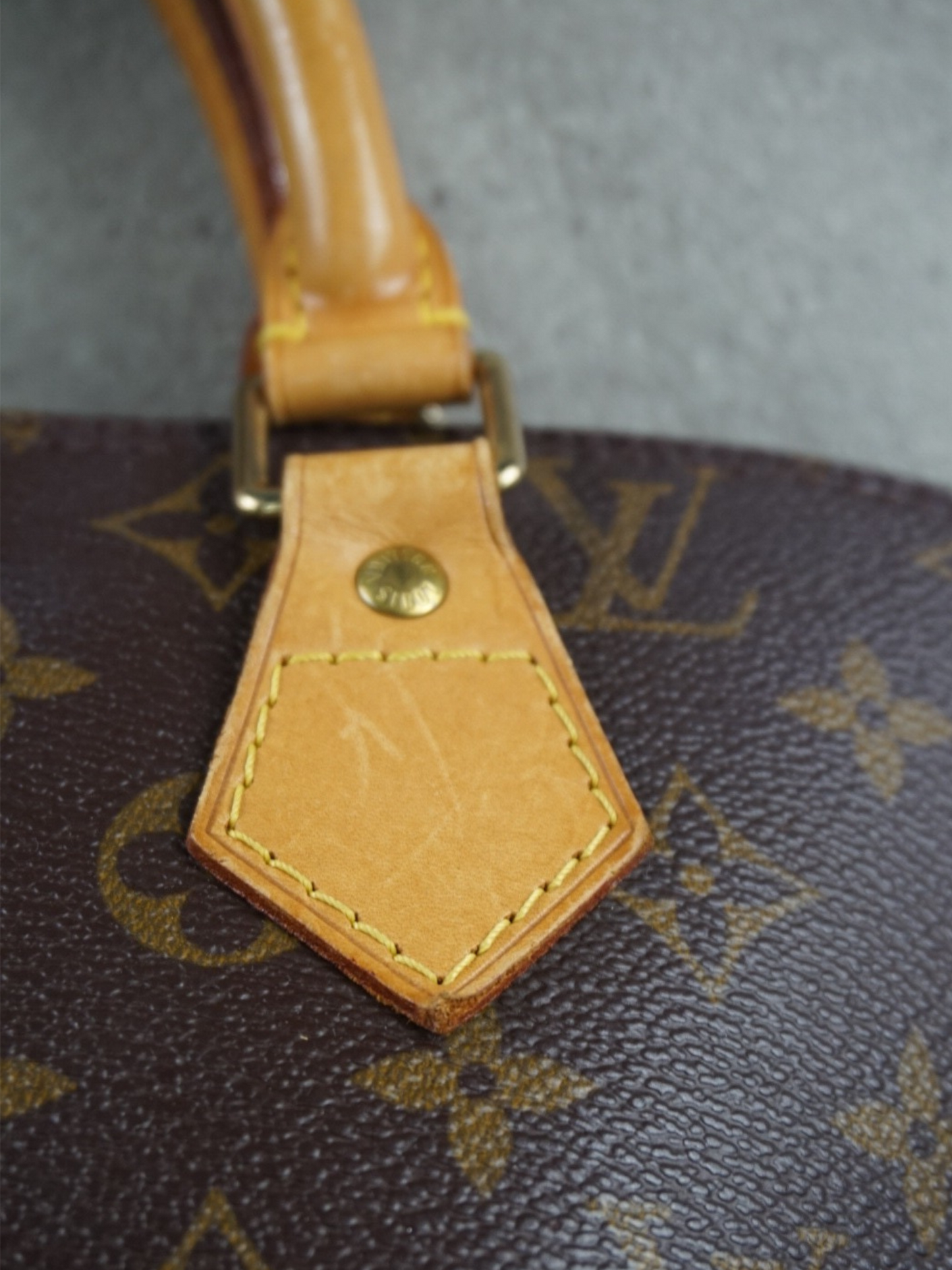 Louis Vuitton Alma PM