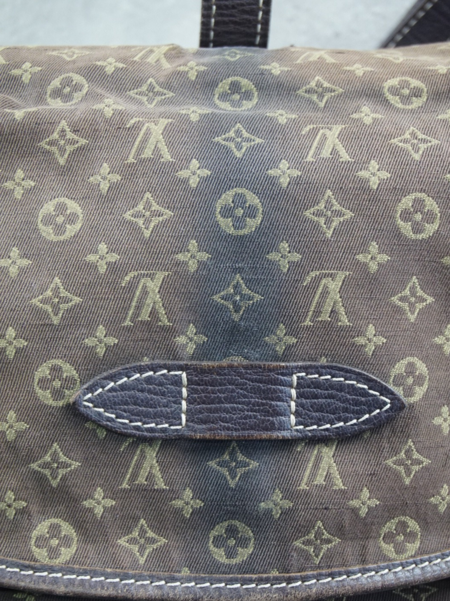 Sacoche Louis Vuitton Mini Lin Saumur 30