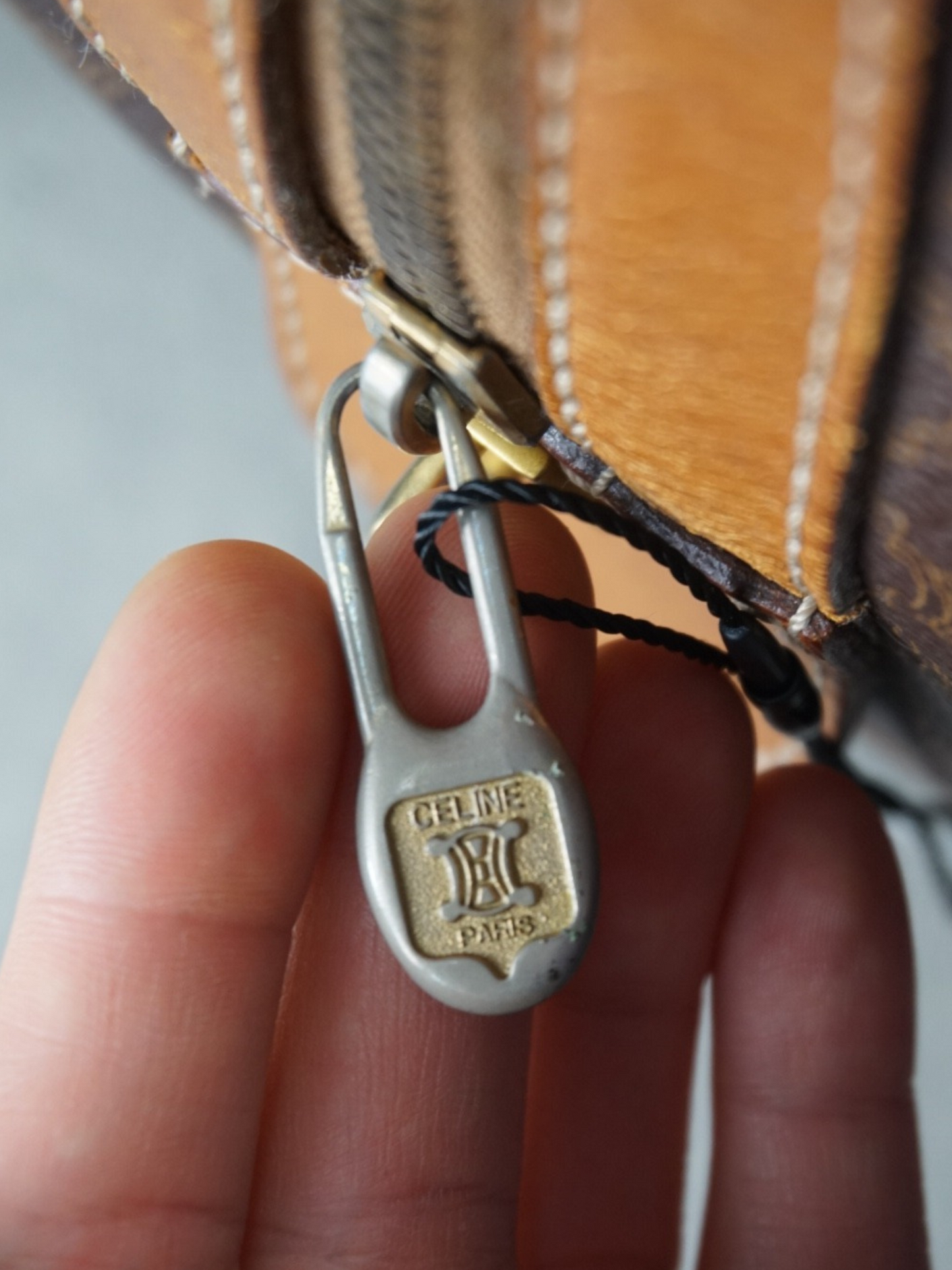 Sac de voyage Céline Triomphe Macadam 45