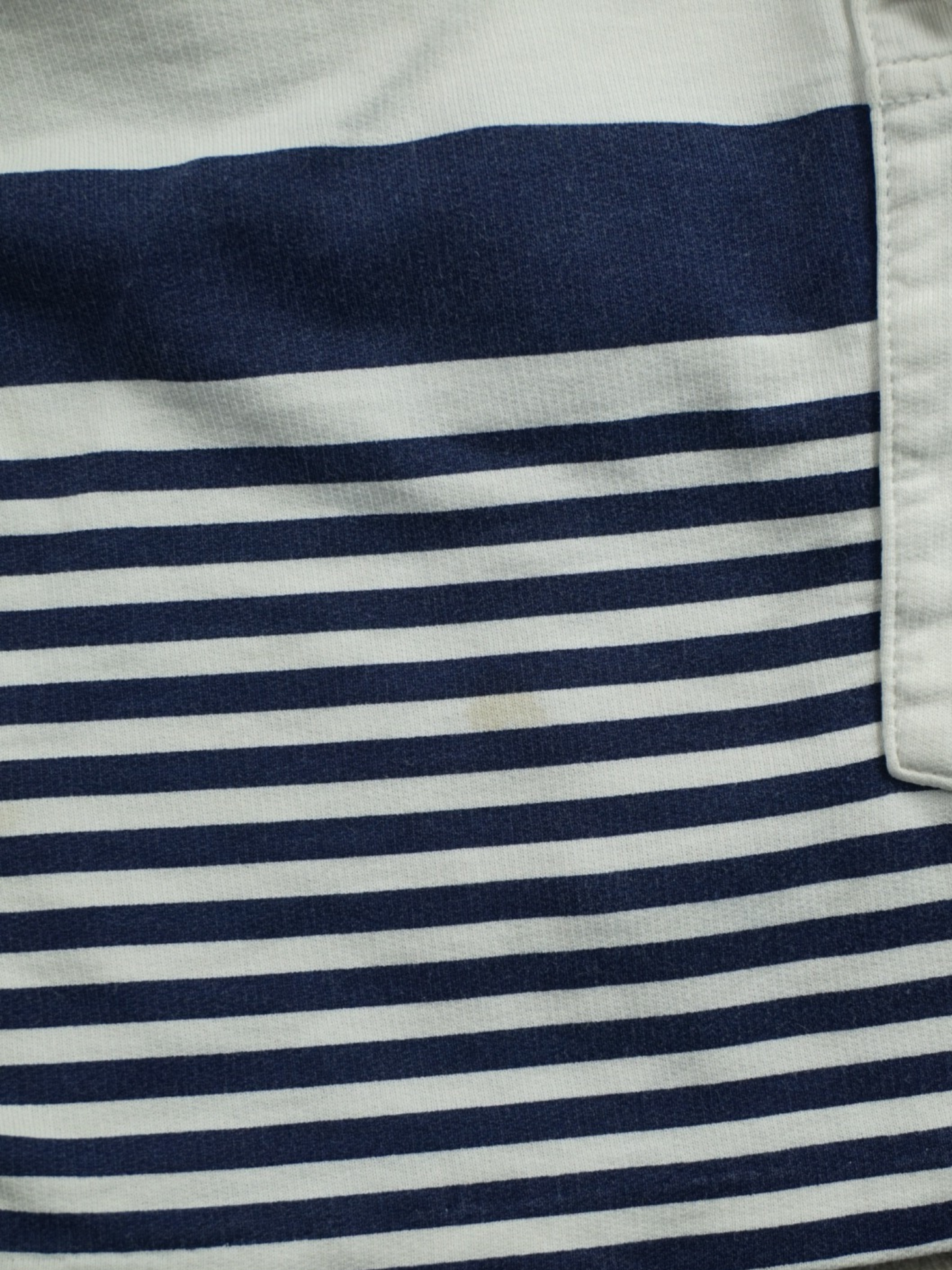Short Stone Island (XS)