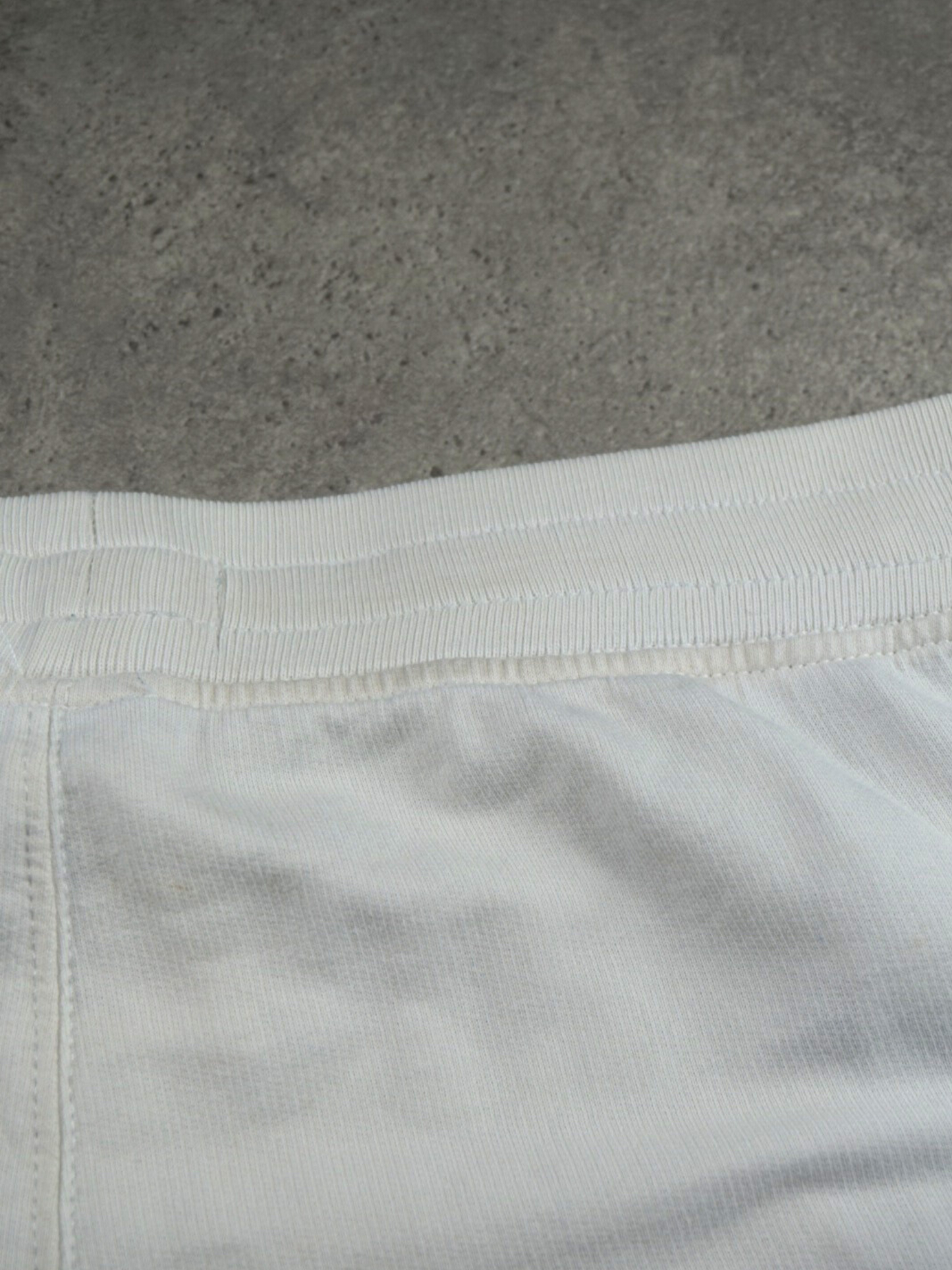 Short Stone Island (XS)