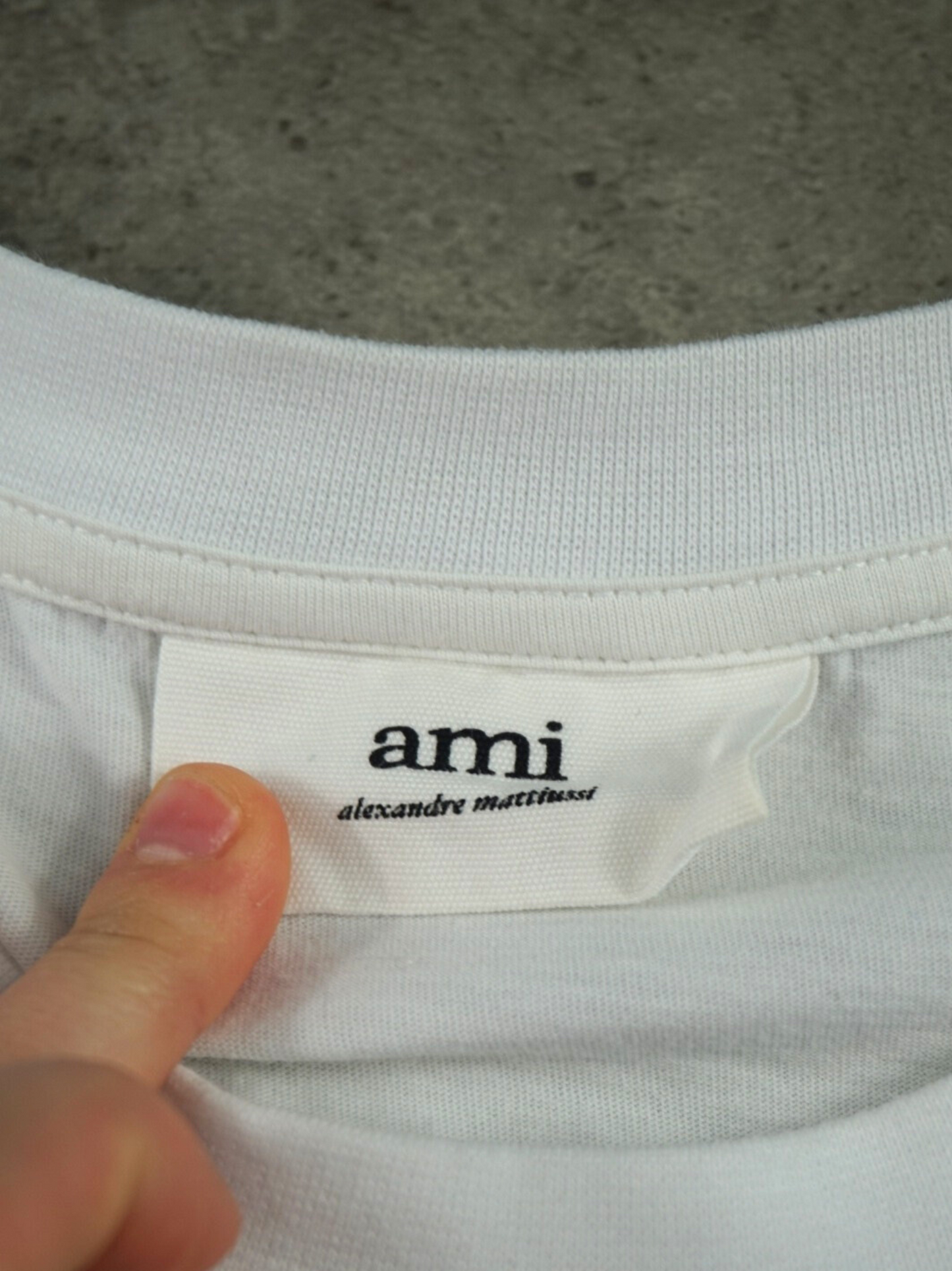 T-shirt Ami Paris (L)