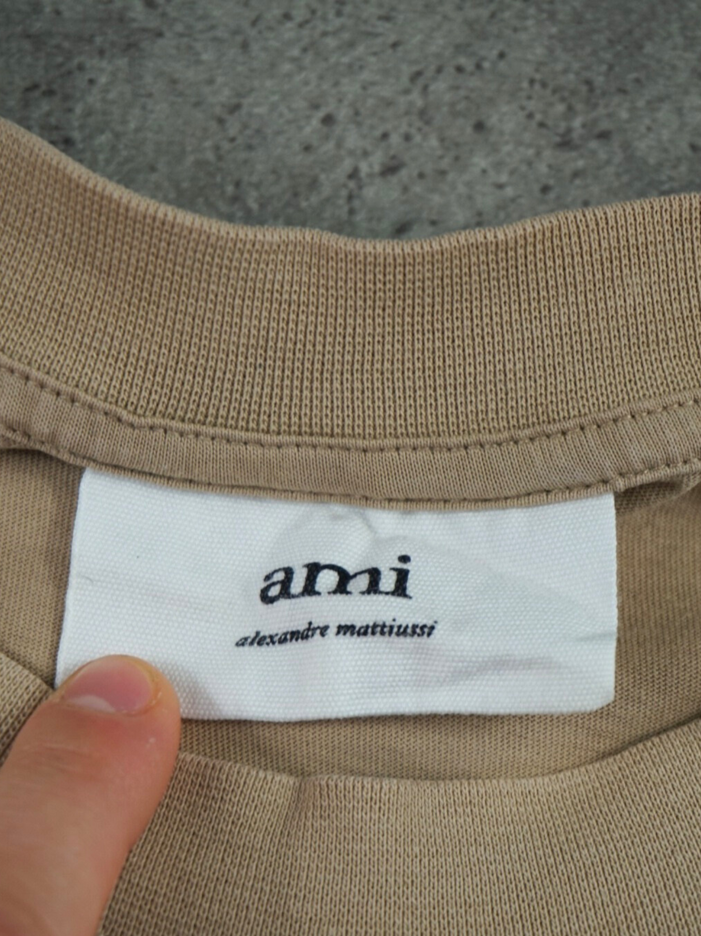 T-shirt Ami Paris (M)