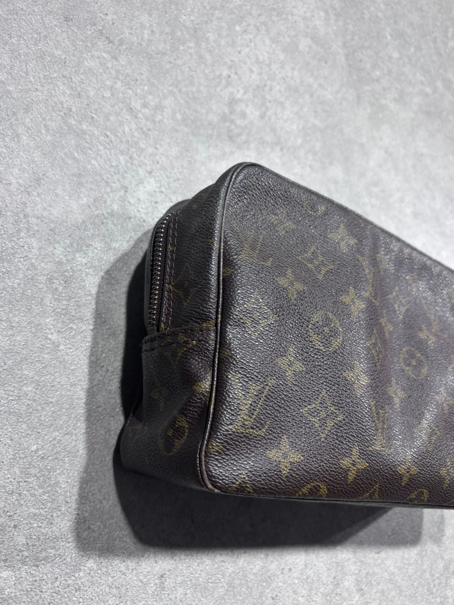 Trousse de toilette Louis Vuitton