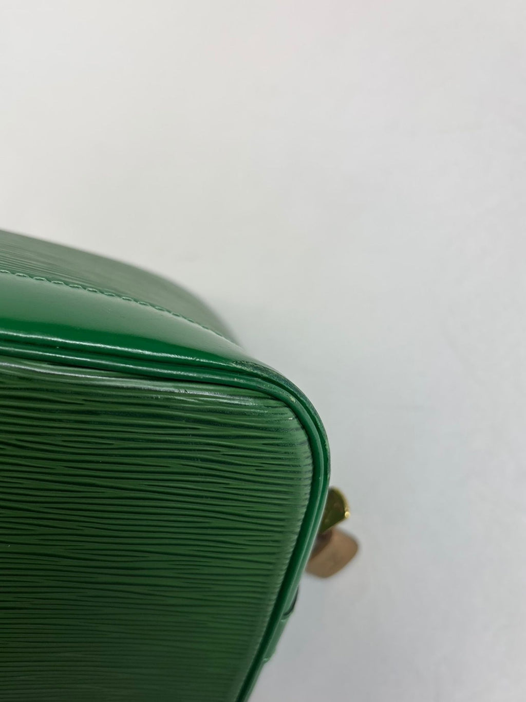 Sac Alma PM cuir Épi Louis Vuitton