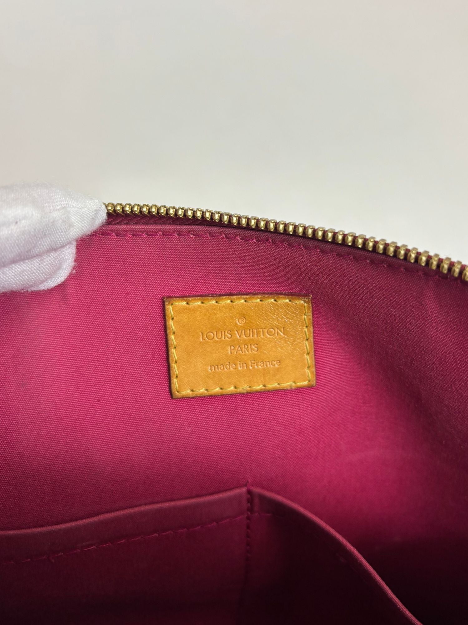 Sac Alma PM Louis Vuitton cuir vernis