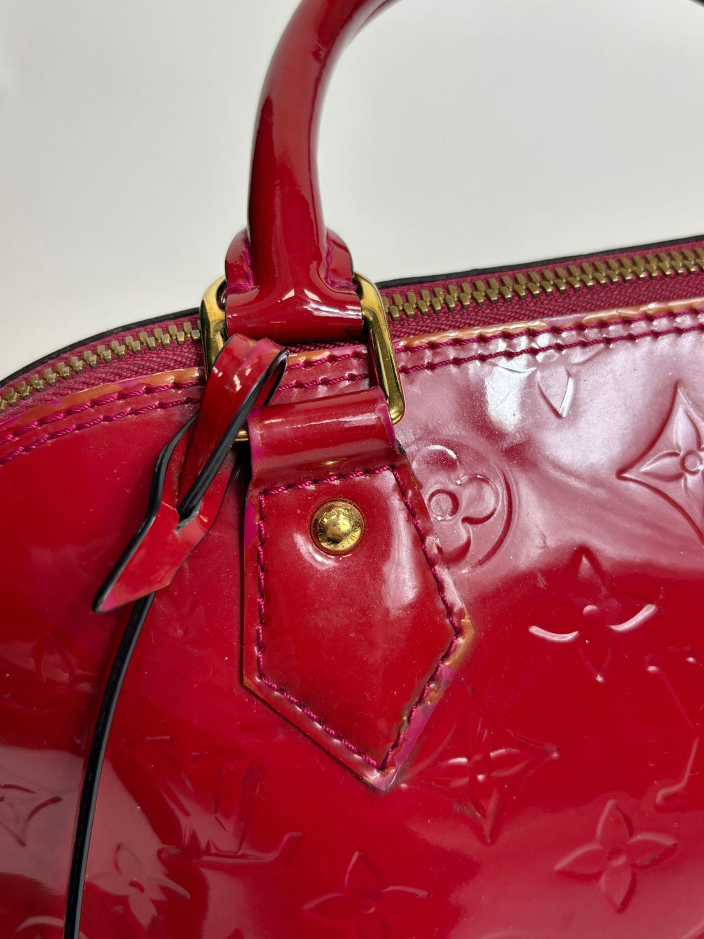 Sac Alma PM Louis Vuitton cuir vernis