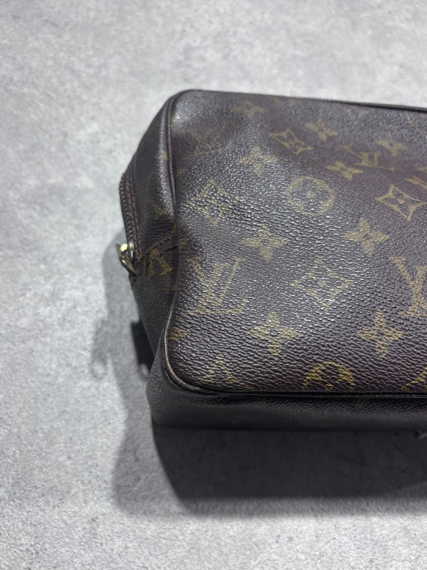 Trousse de toilette Louis Vuitton