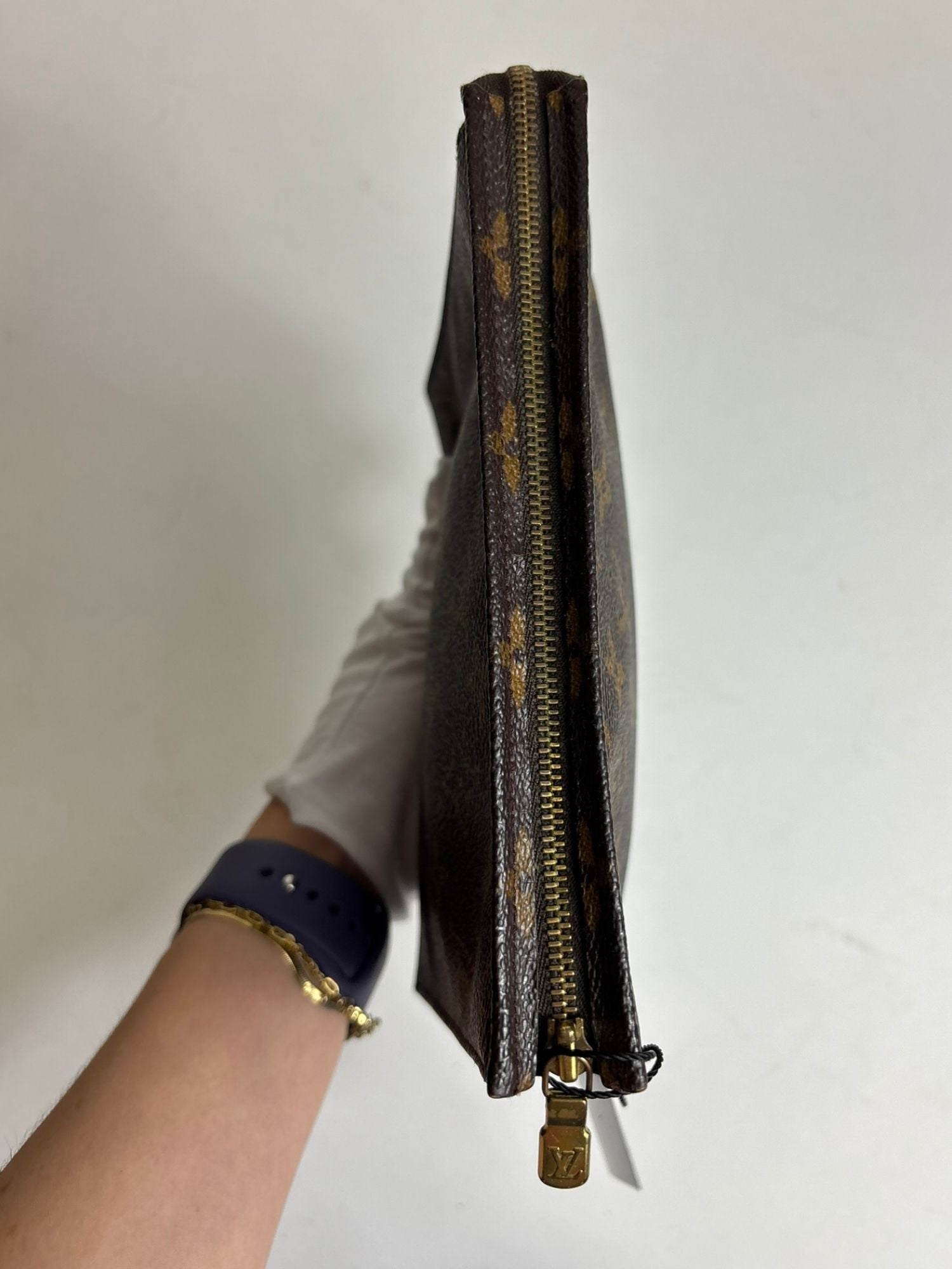 Pochette Louis Vuitton monogramme