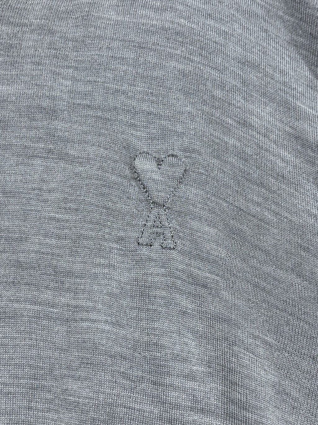 Pull fin gris AMI Paris (M)