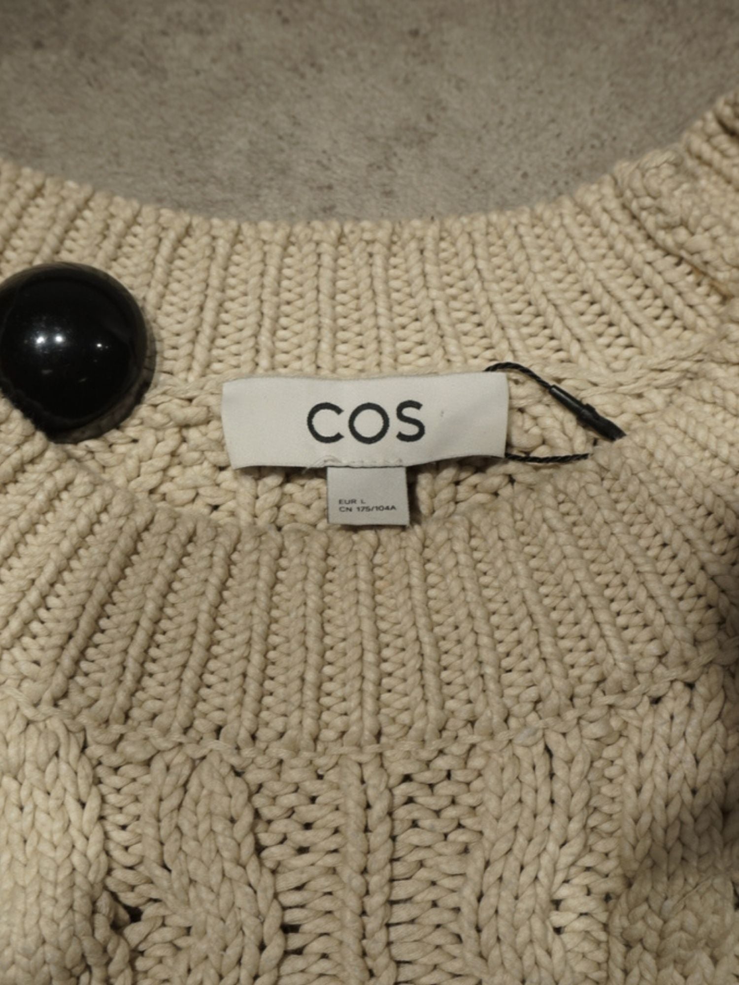 Pull épais torsadé beige COS (L femme)