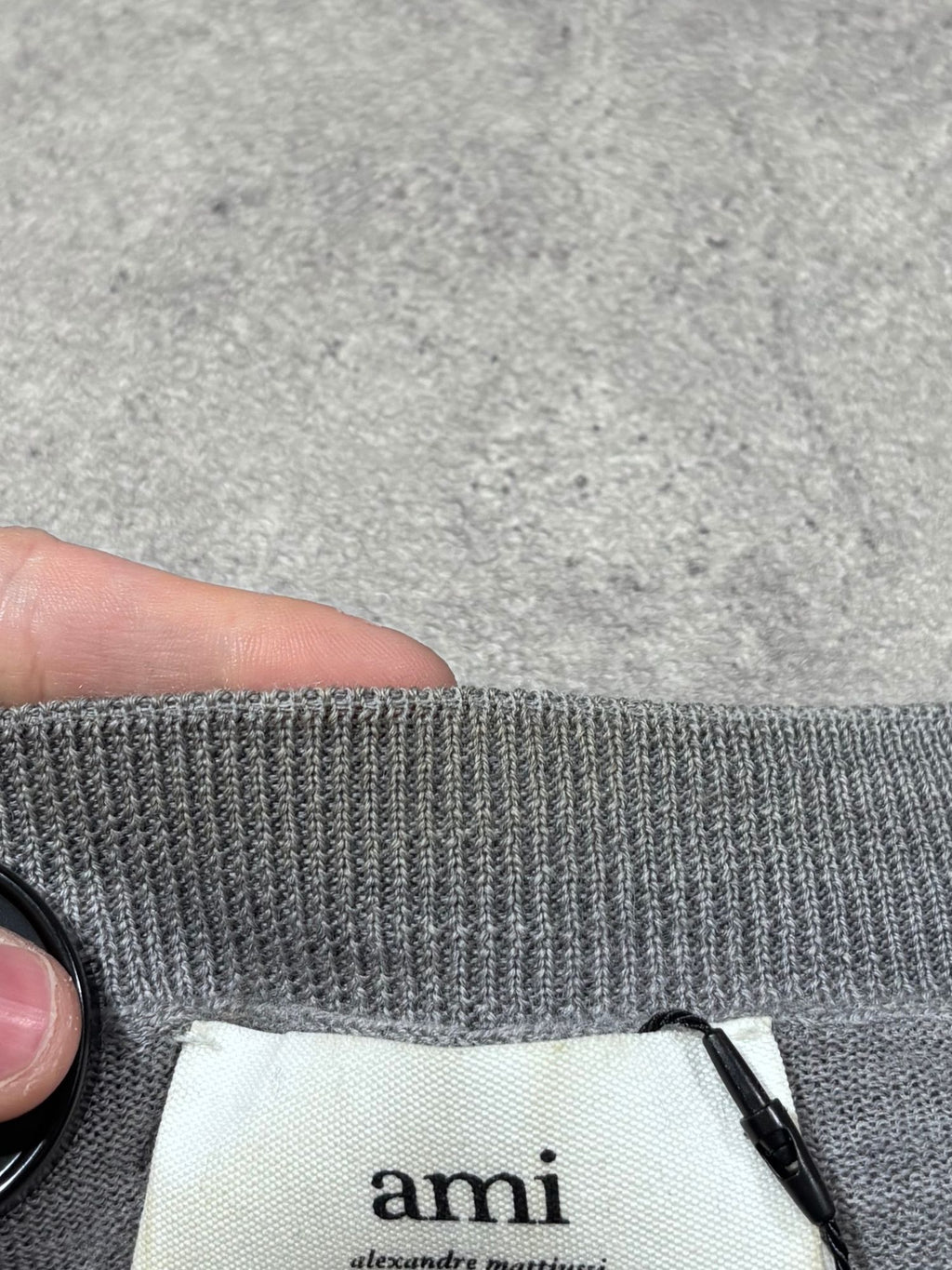 Pull fin gris AMI Paris (M)