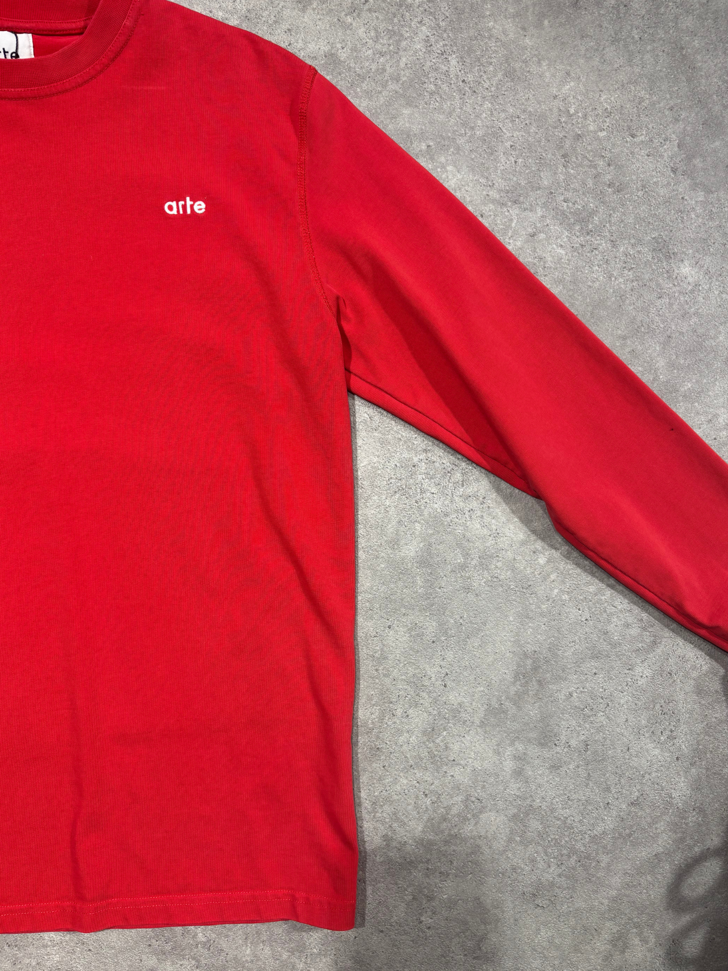 Longlseeve Arte rouge (M)