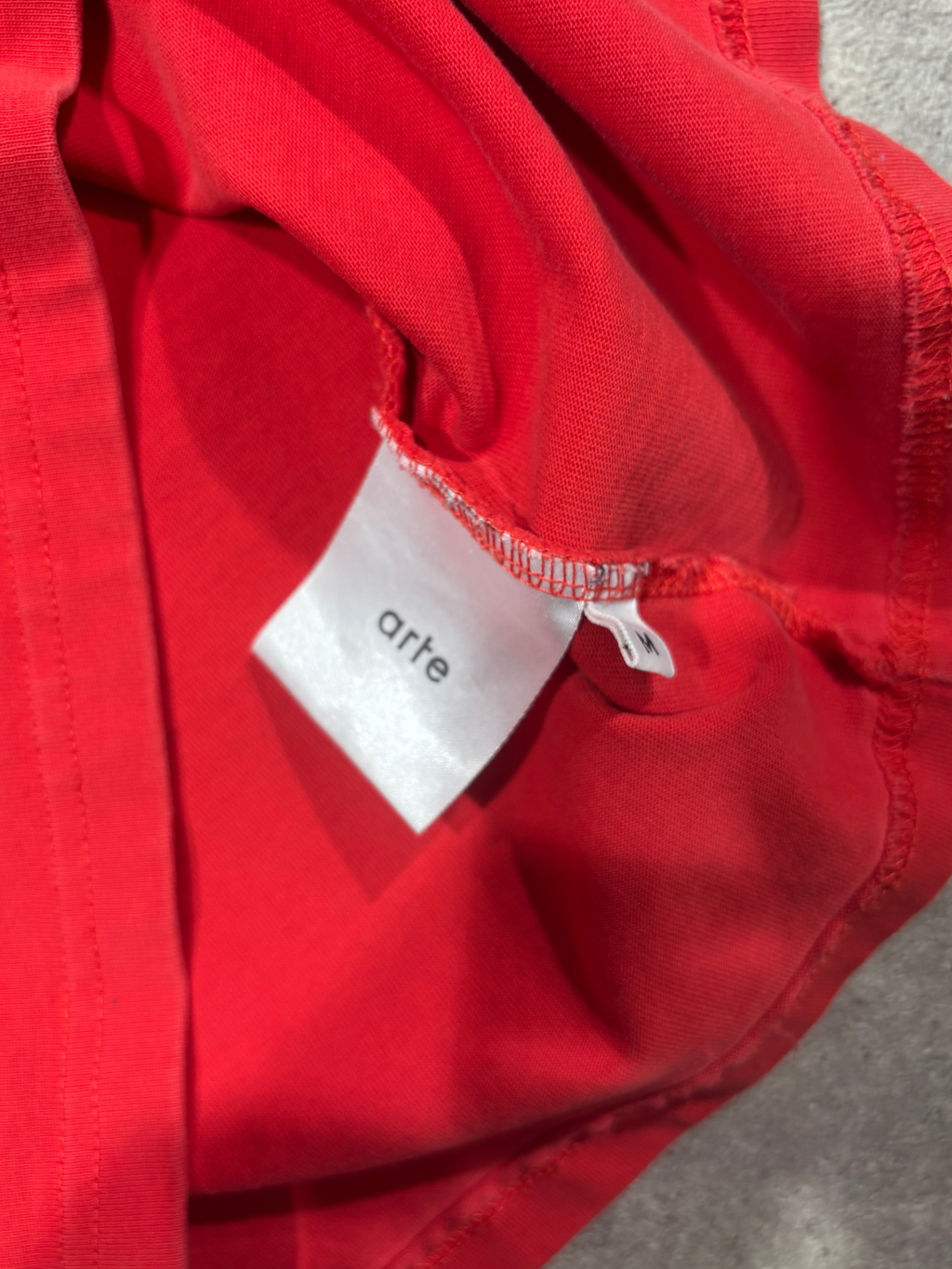 Longlseeve Arte rouge (M)