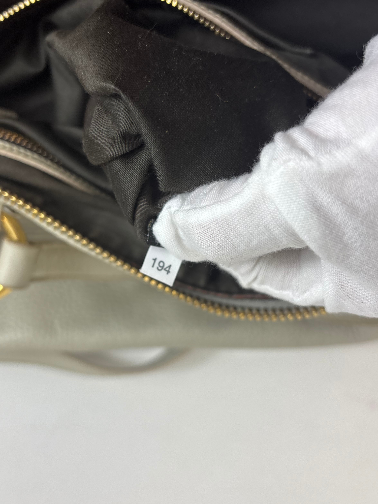 Sac Cabas écru Miu Miu