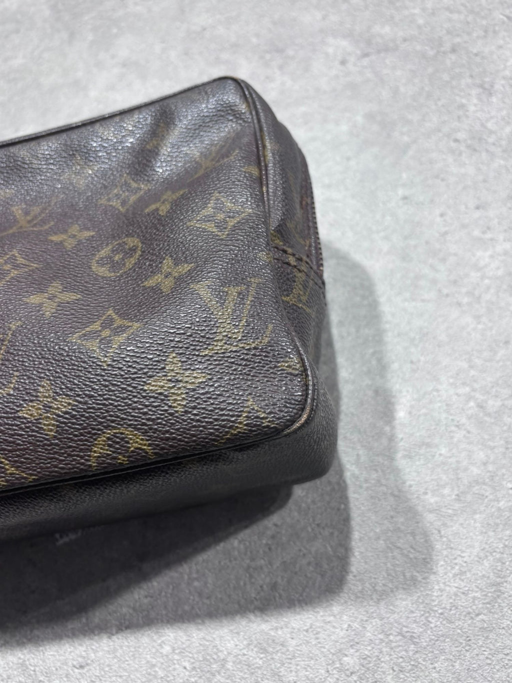 Trousse de toilette Louis Vuitton