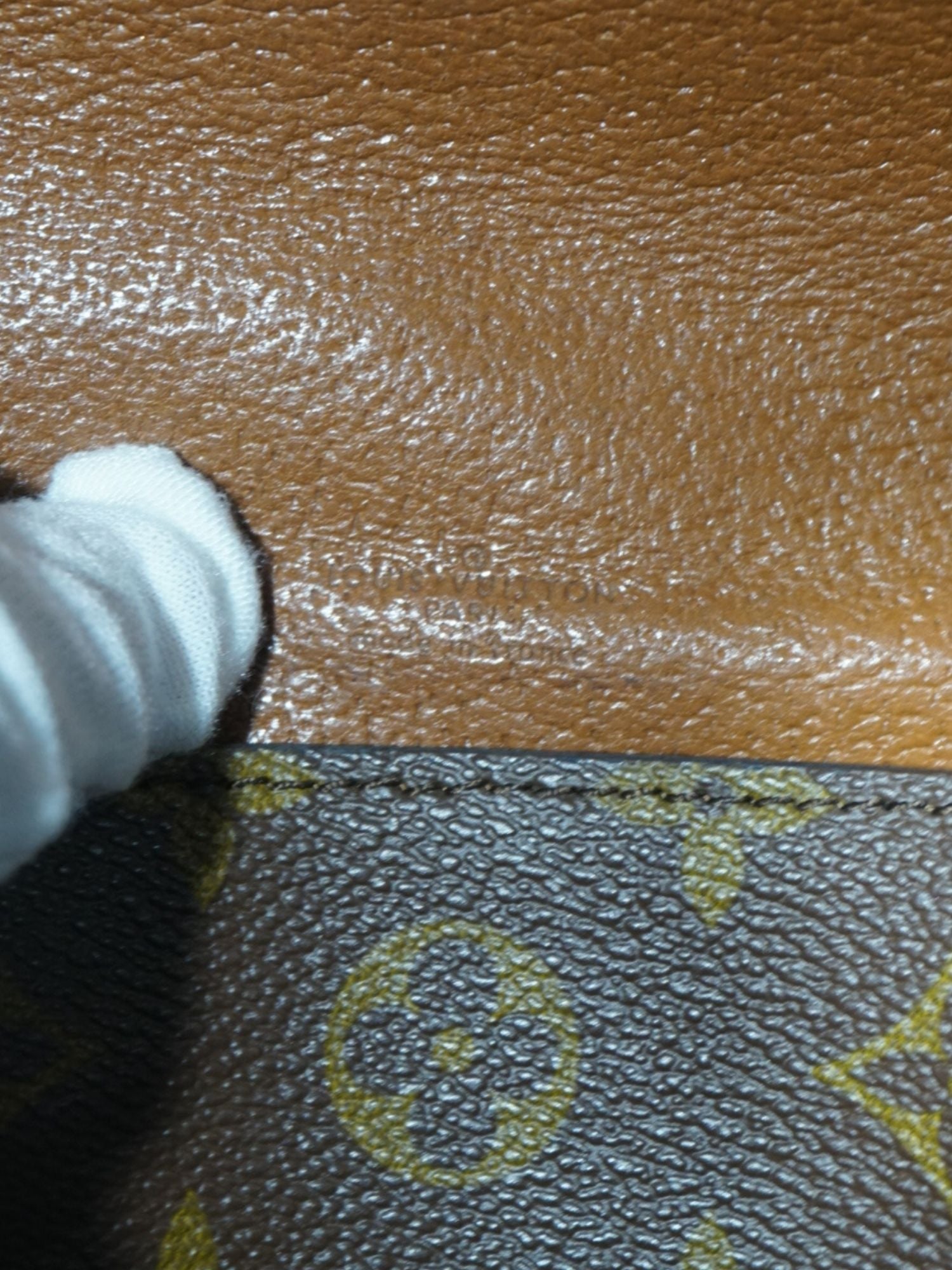 Sacoche Saint Cloud Louis Vuitton