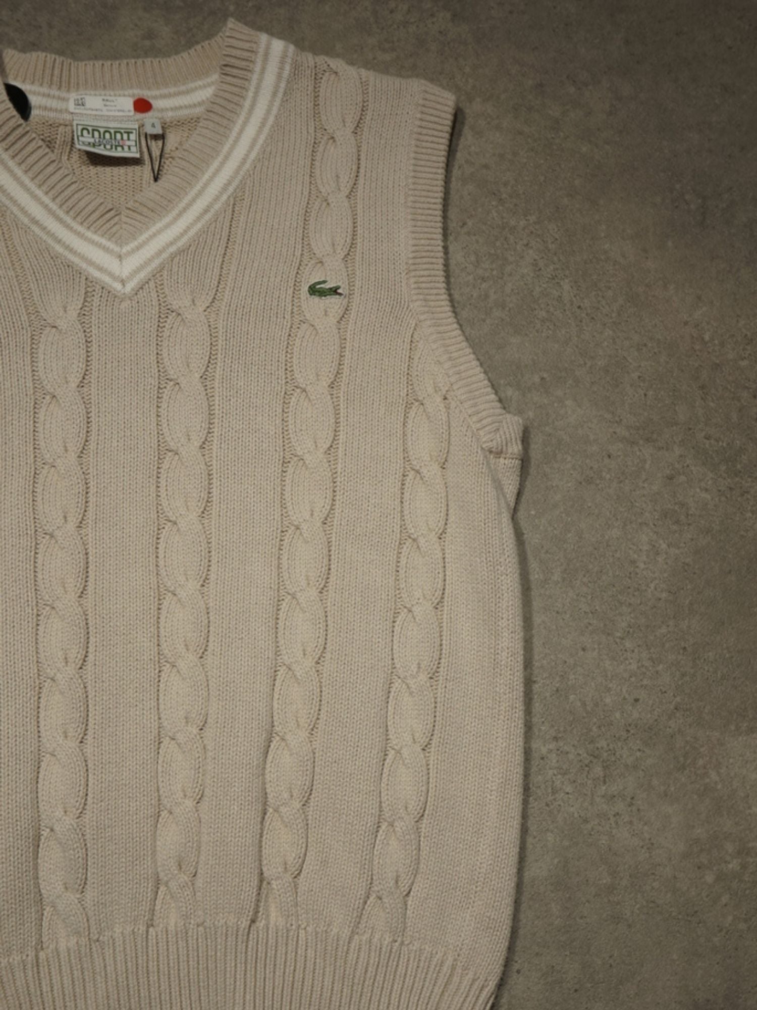 Pull sans manche Lacoste (M)