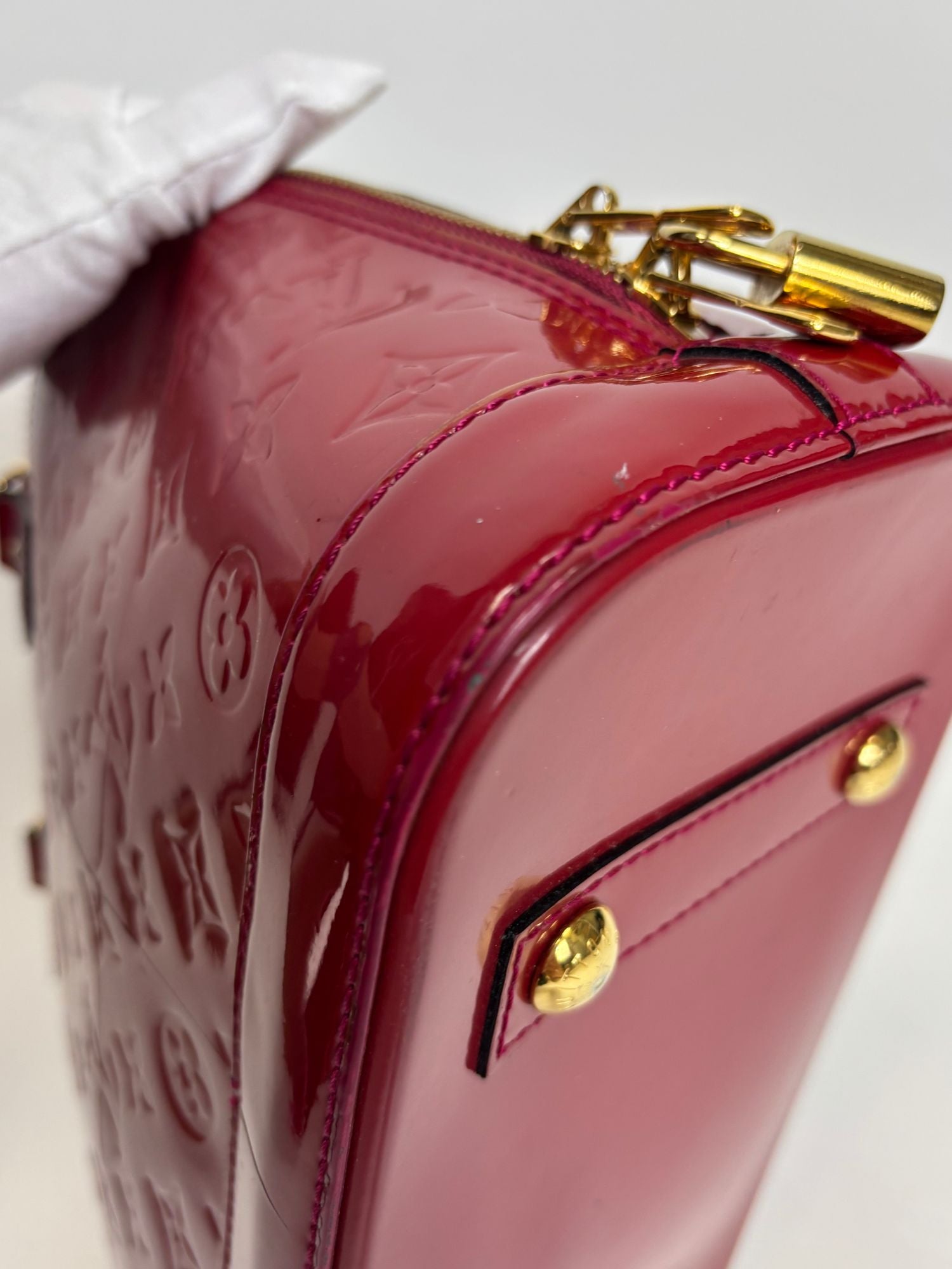Sac Alma PM Louis Vuitton cuir vernis