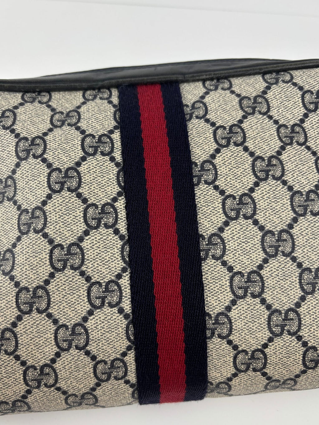 Pochette de toilette Gucci