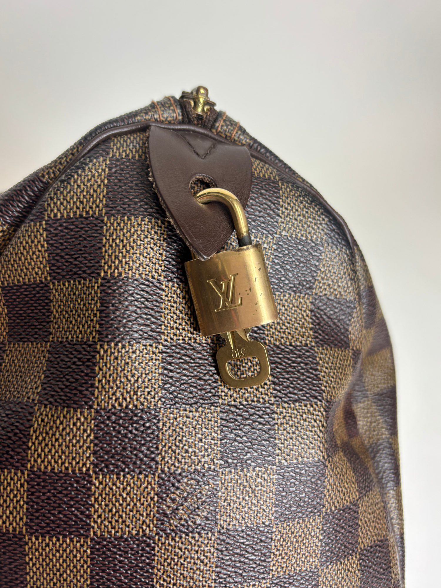 Sac Speedy 30 Damier Ébène Louis Vuitton