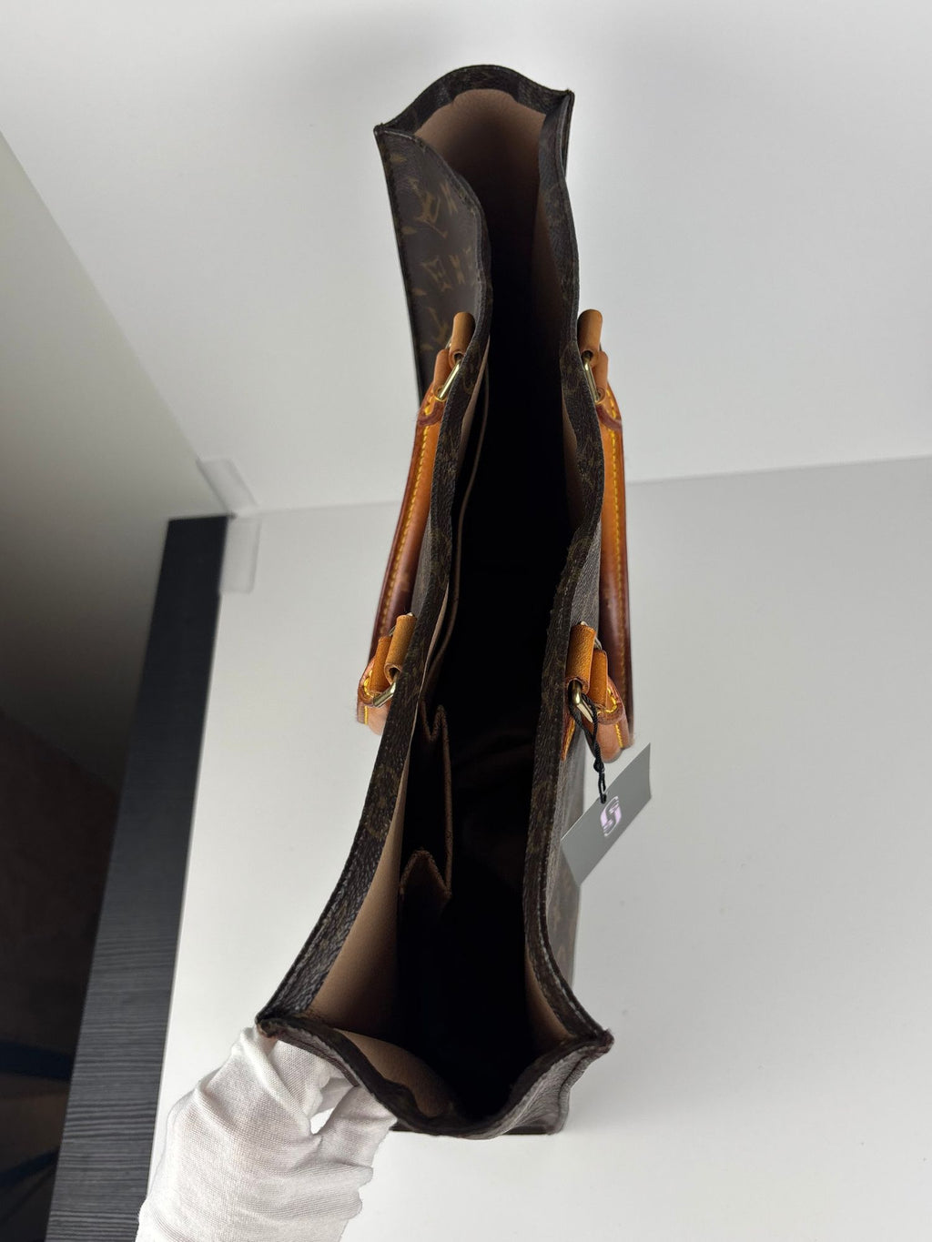 Louis Vuitton Sac plat
