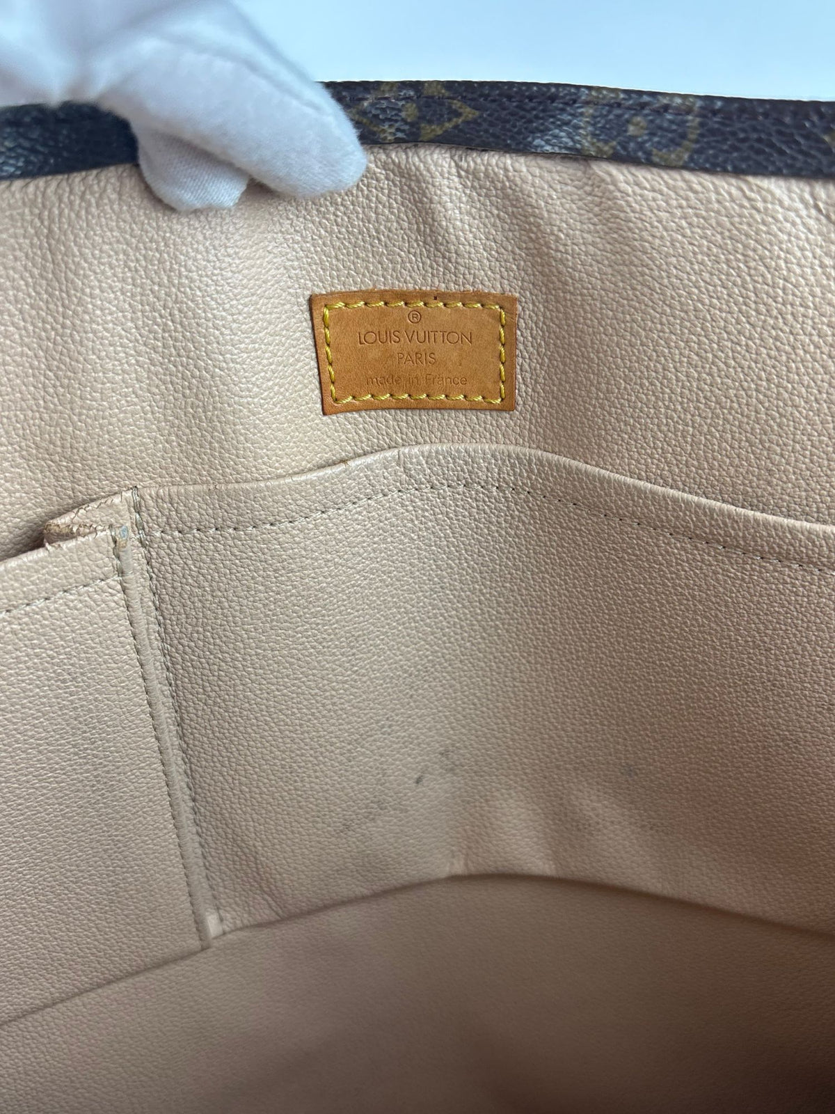 Louis Vuitton Sac plat