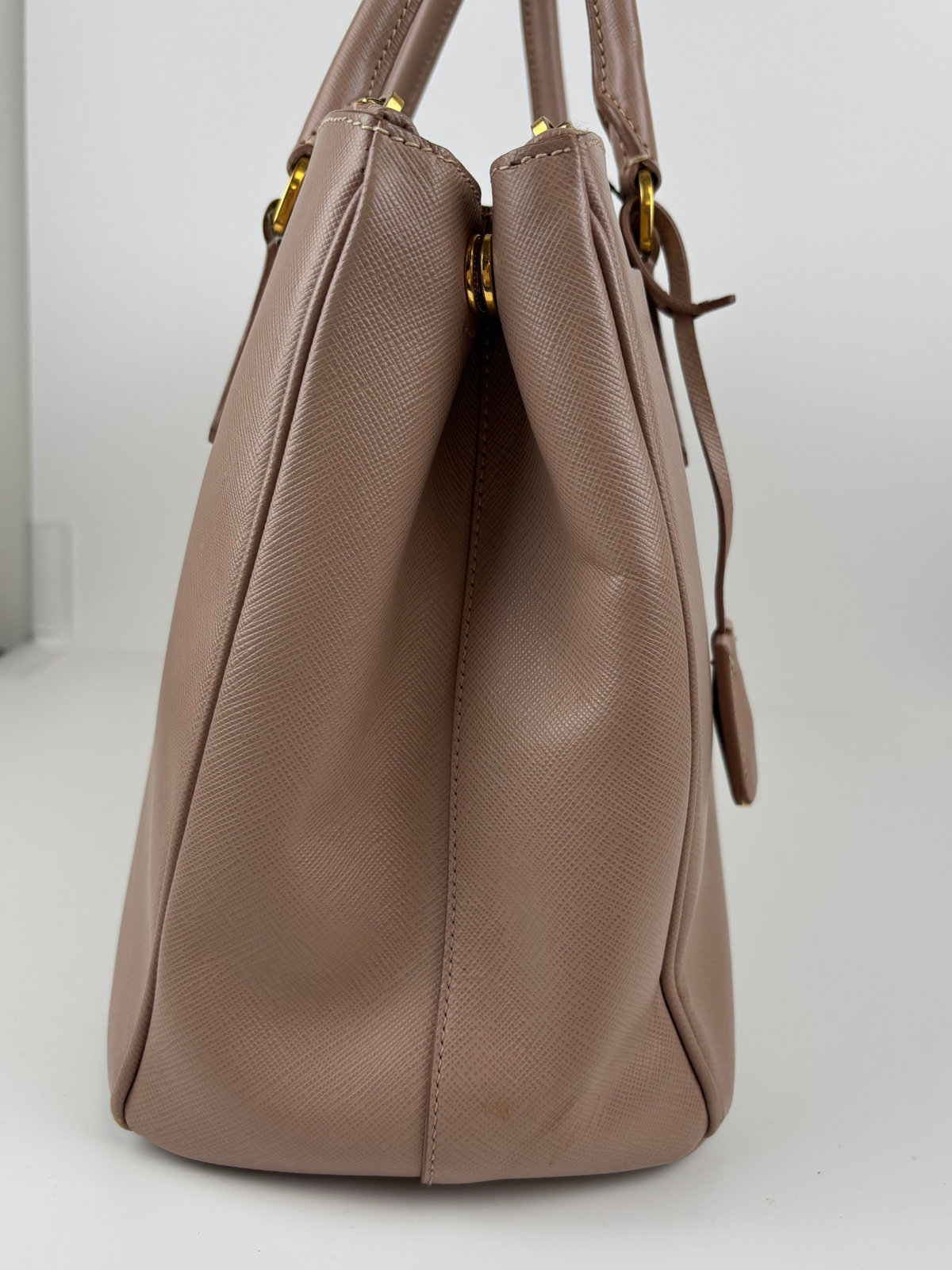 Prada Galleria cuir Saffiano