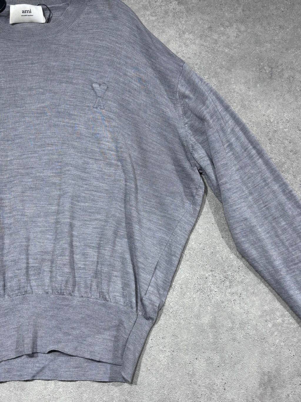 Pull fin gris AMI Paris (M)